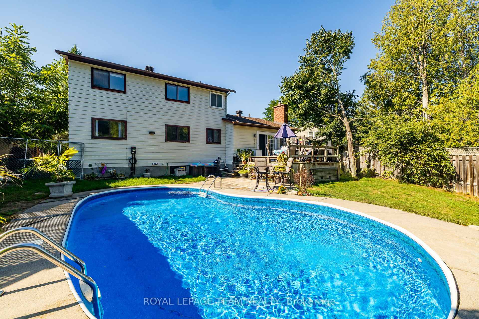 Photo 31 of 23 Butterfield Road, Ottawa, Munster — HOMEH