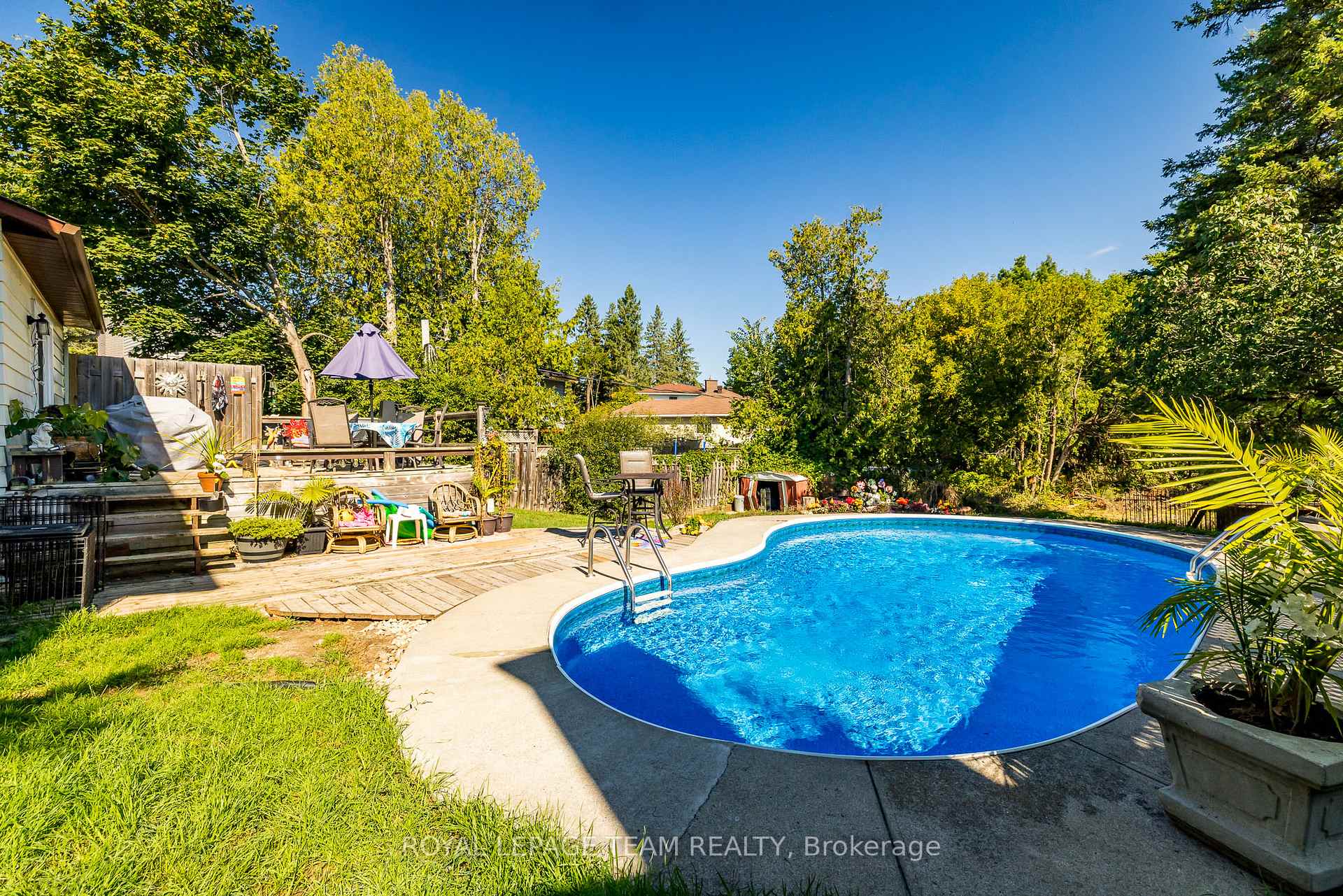 Photo 32 of 23 Butterfield Road, Ottawa, Munster — HOMEH