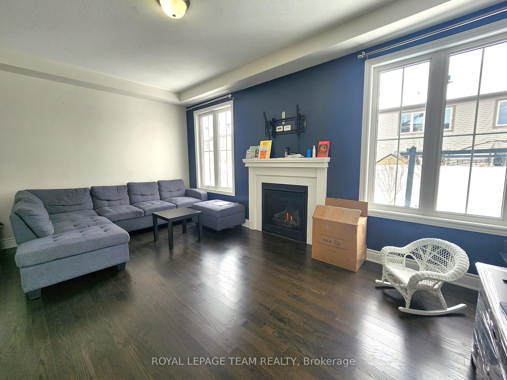 Photo 8 of 10 Sweetbay Circle, Ottawa, Stittsville (North) — HOMEH