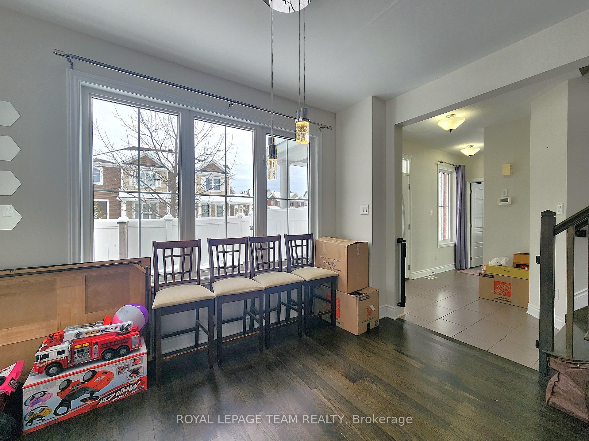 Photo 10 of 10 Sweetbay Circle, Ottawa, Stittsville (North) — HOMEH