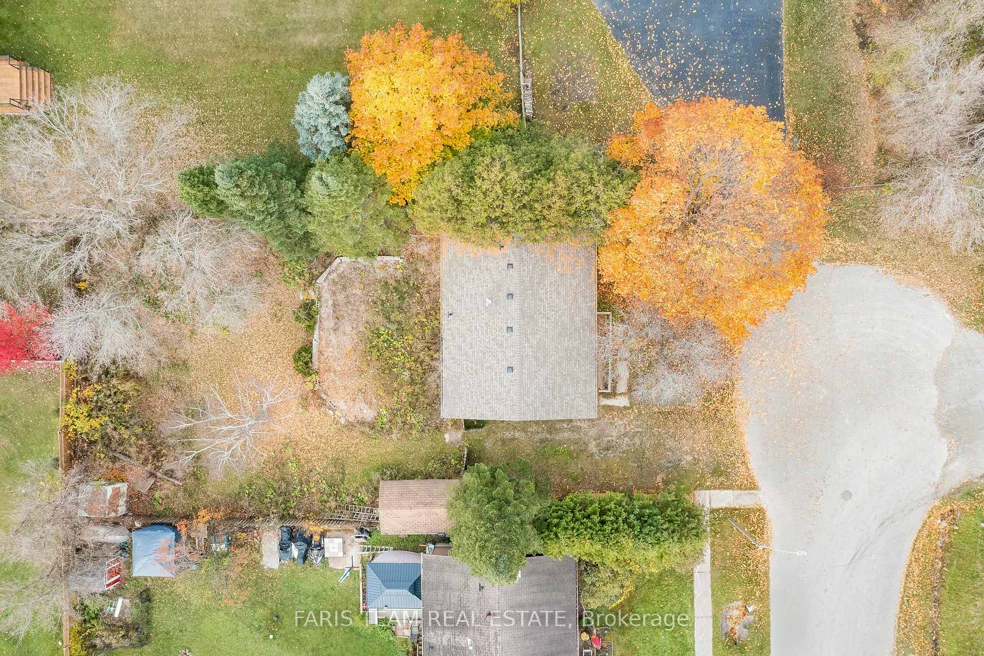 Photo 5 of 46 Centennial Avenue, Springwater, Elmvale — HOMEH