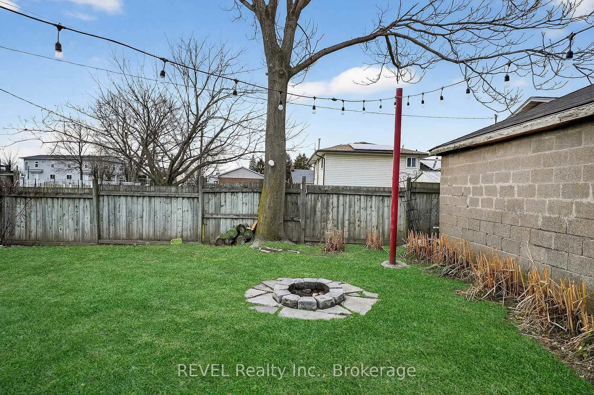 Photo 39 of 89 Queen Street N, Thorold, Thorold Downtown — HOMEH