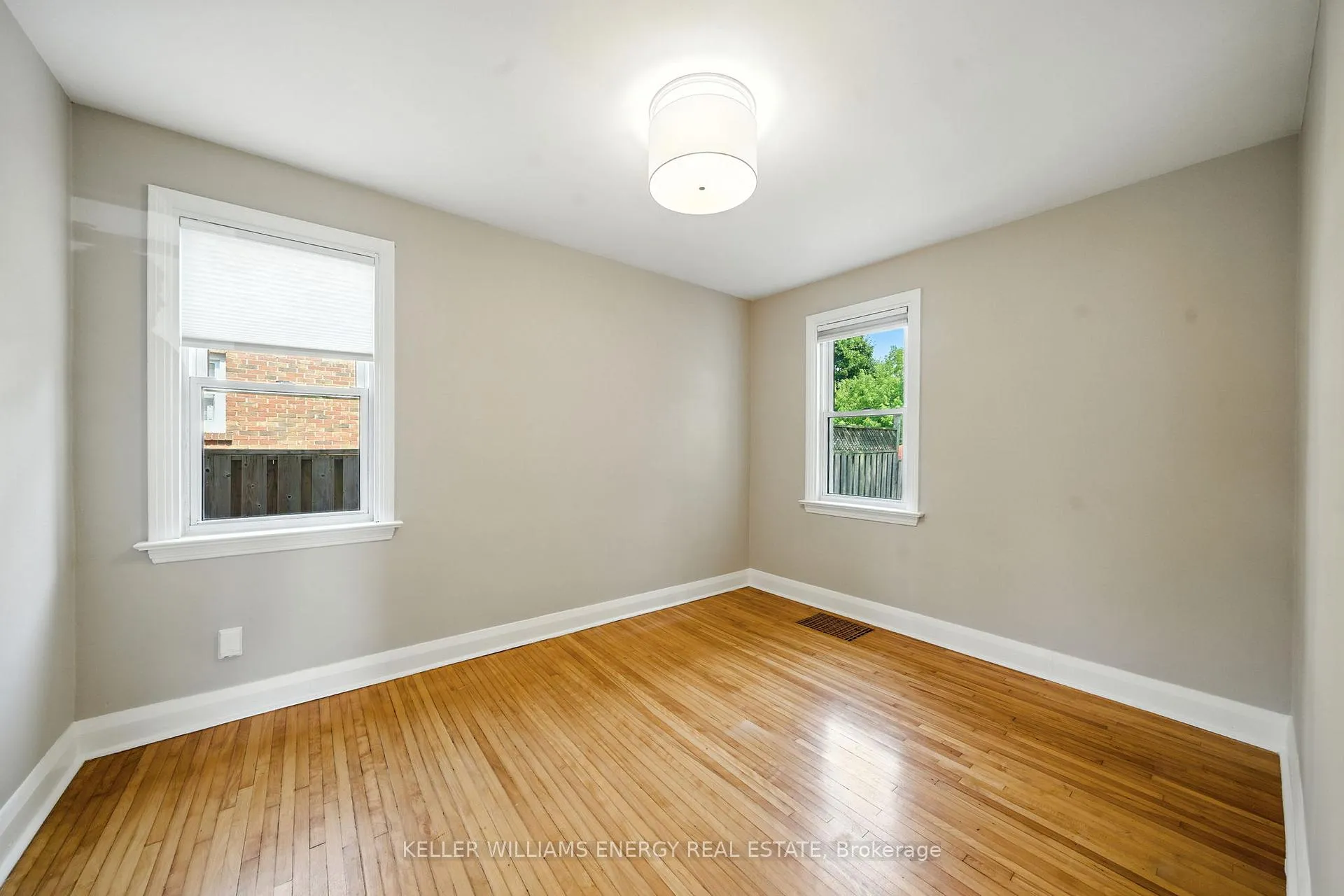 Photo 8 of 738 Snelgrove Road, Peterborough, Ashburnham Ward 4 — HOMEH