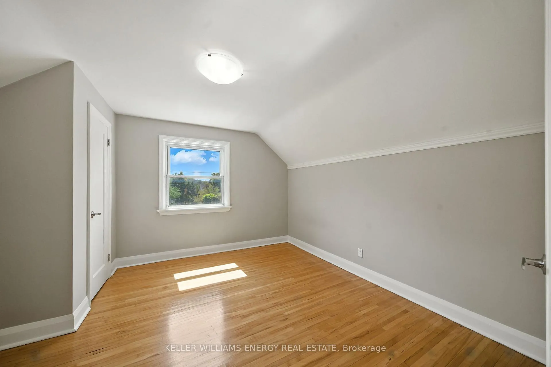 Photo 11 of 738 Snelgrove Road, Peterborough, Ashburnham Ward 4 — HOMEH