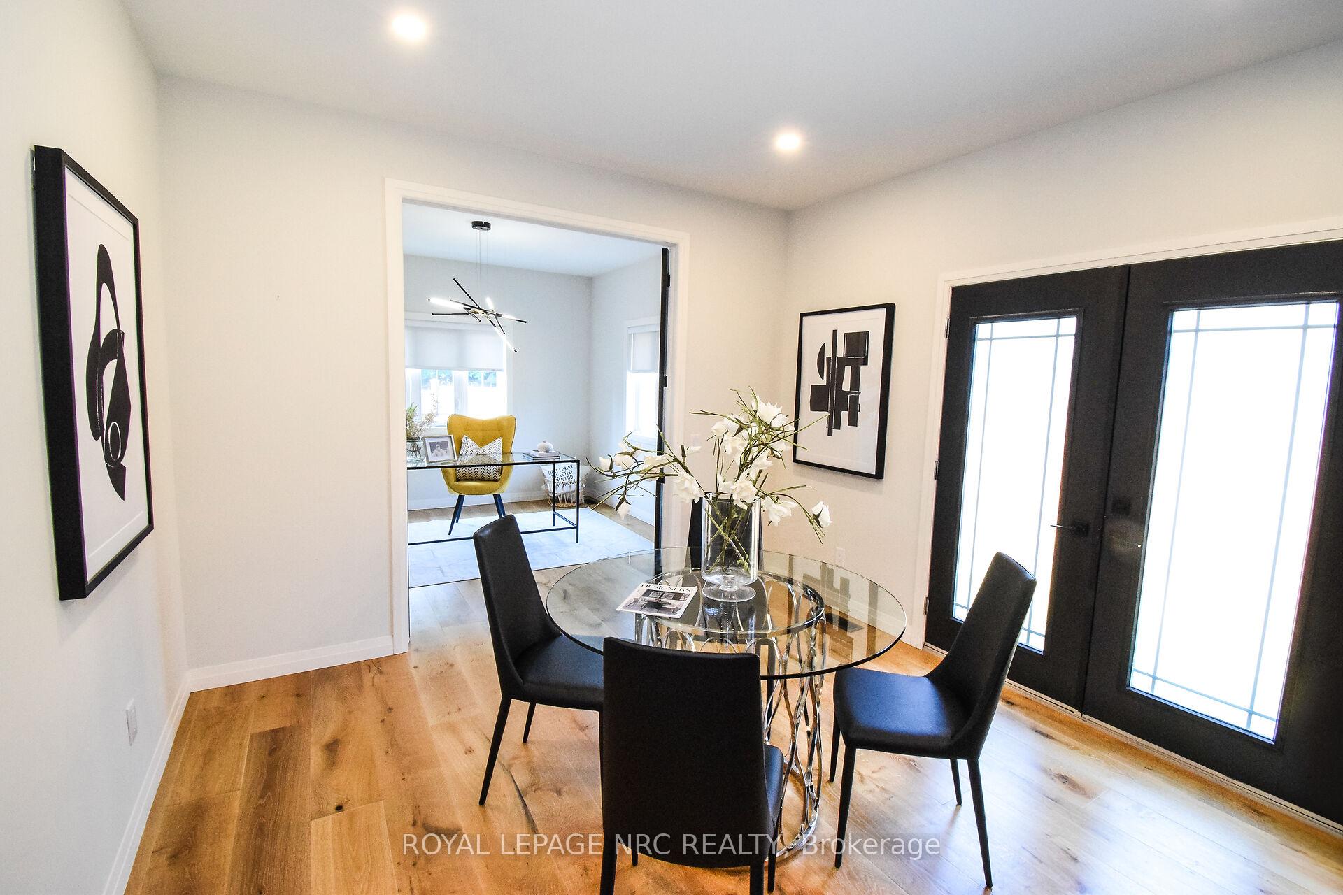 Photo 13 of 10B Port Royal Crescent, St. Catharines, Martindale Pond — HOMEH