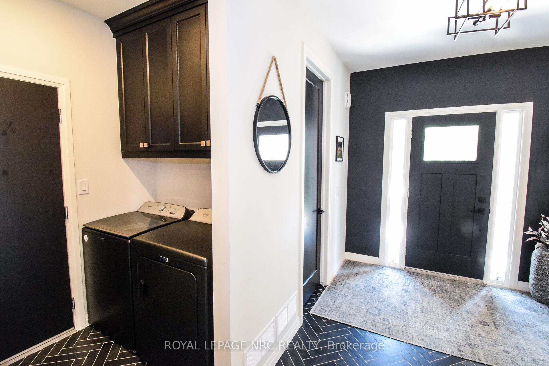 Photo 18 of 10B Port Royal Crescent, St. Catharines, Martindale Pond — HOMEH