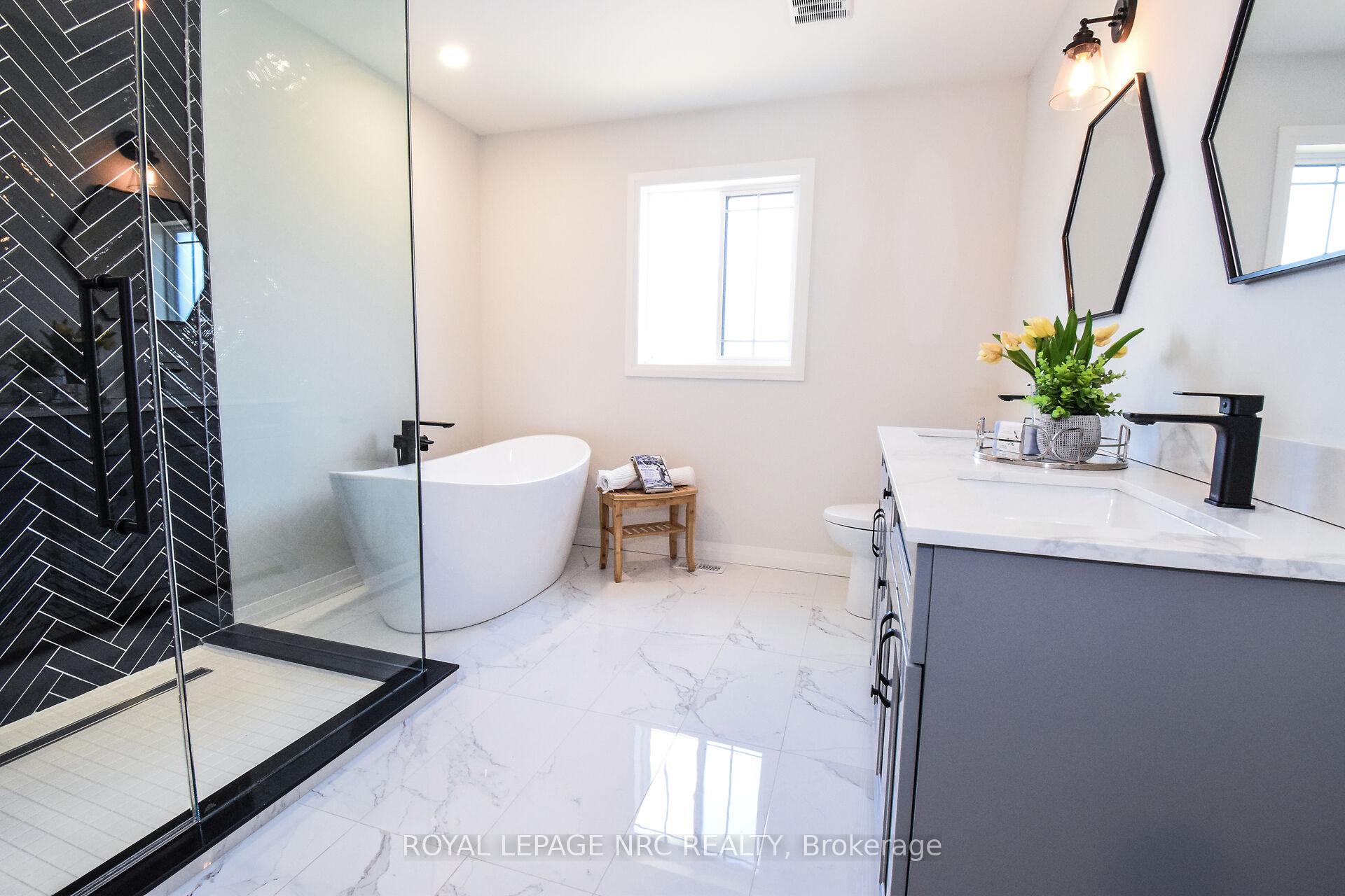 Photo 27 of 10B Port Royal Crescent, St. Catharines, Martindale Pond — HOMEH