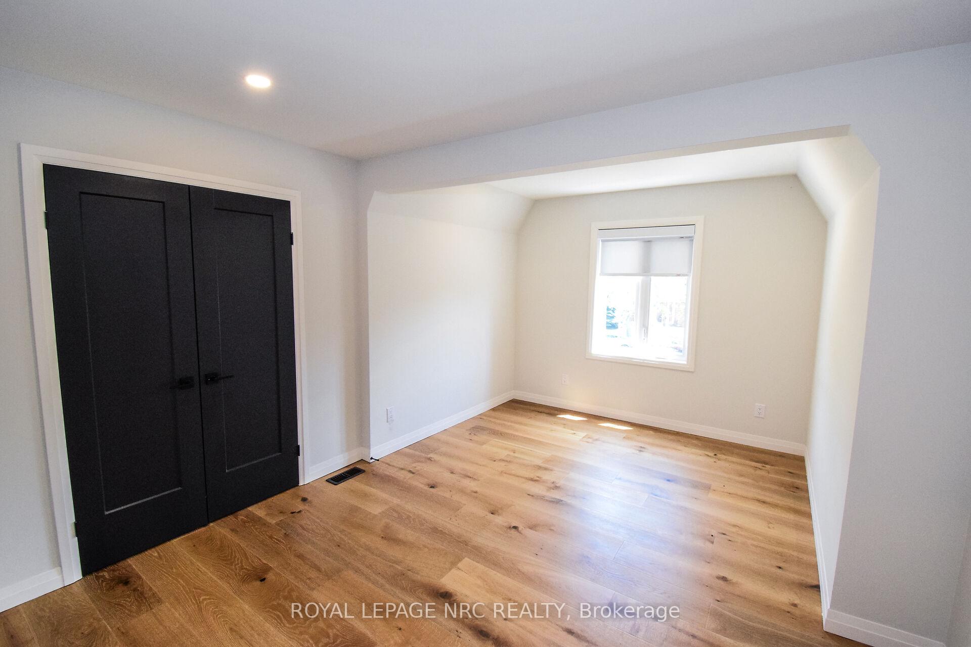 Photo 30 of 10B Port Royal Crescent, St. Catharines, Martindale Pond — HOMEH