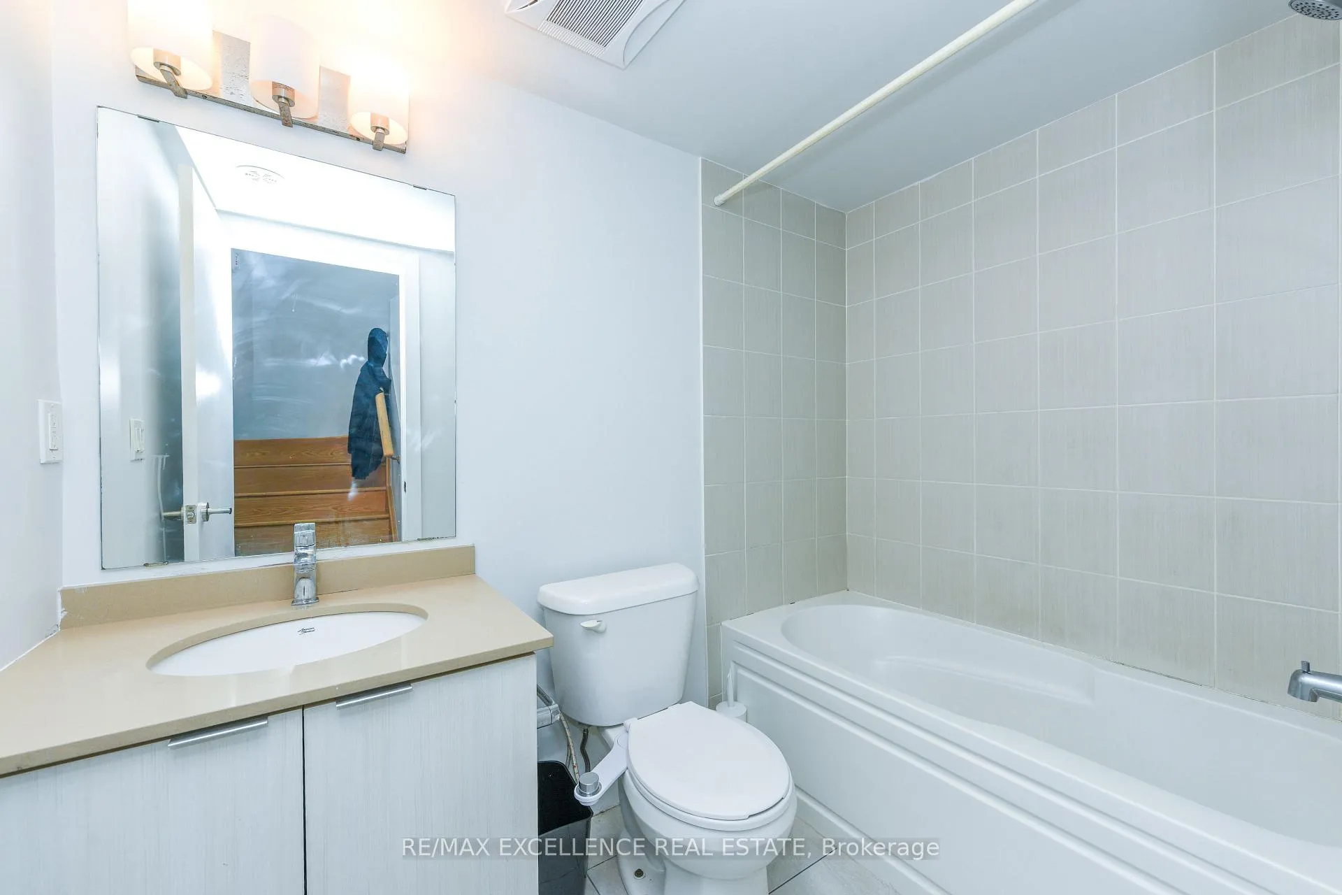 Photo 13 of Unit 42, 200 Malta Avenue, Brampton, Fletcher's Creek South — HOMEH