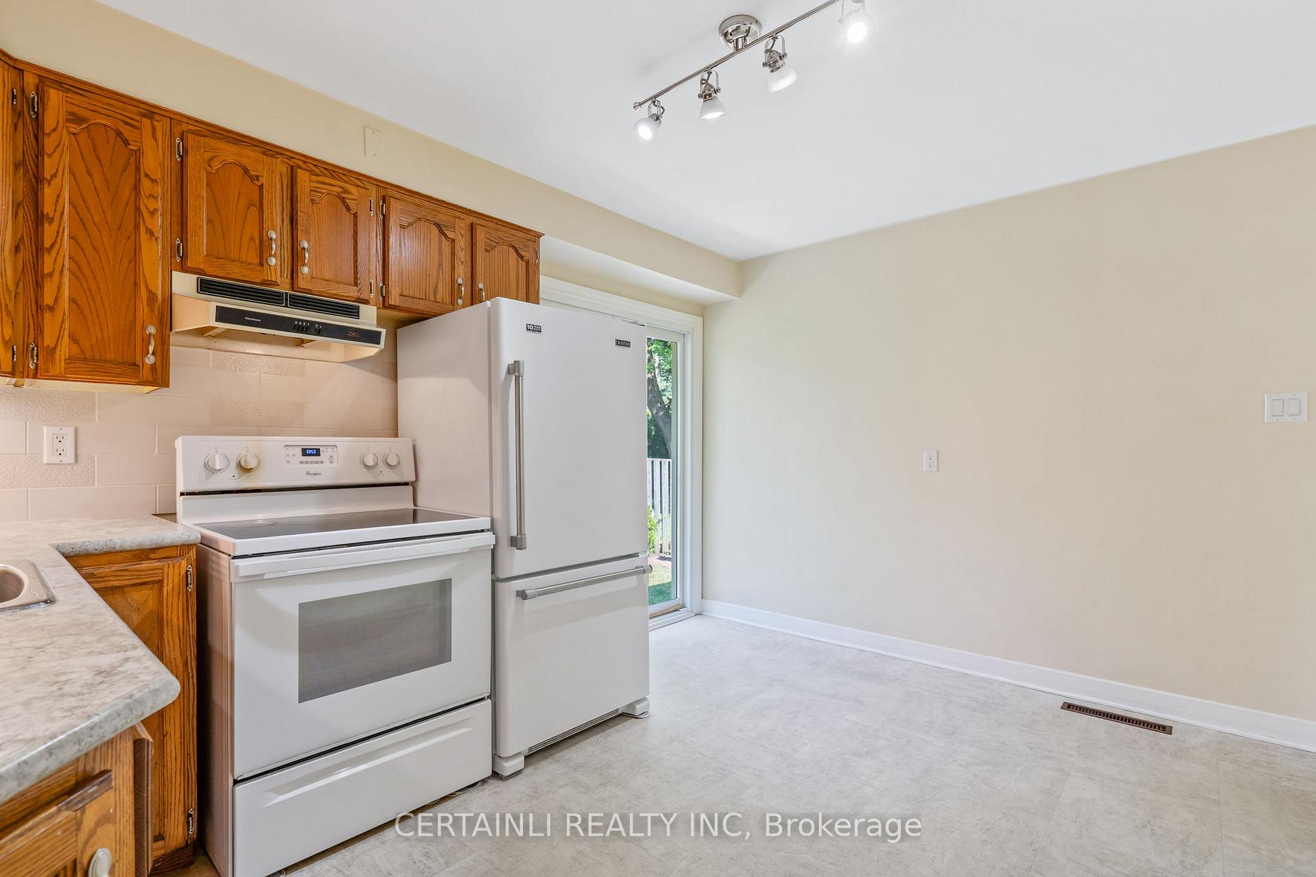 Photo 12 of 15 Hepburn Avenue, St. Thomas — HOMEH