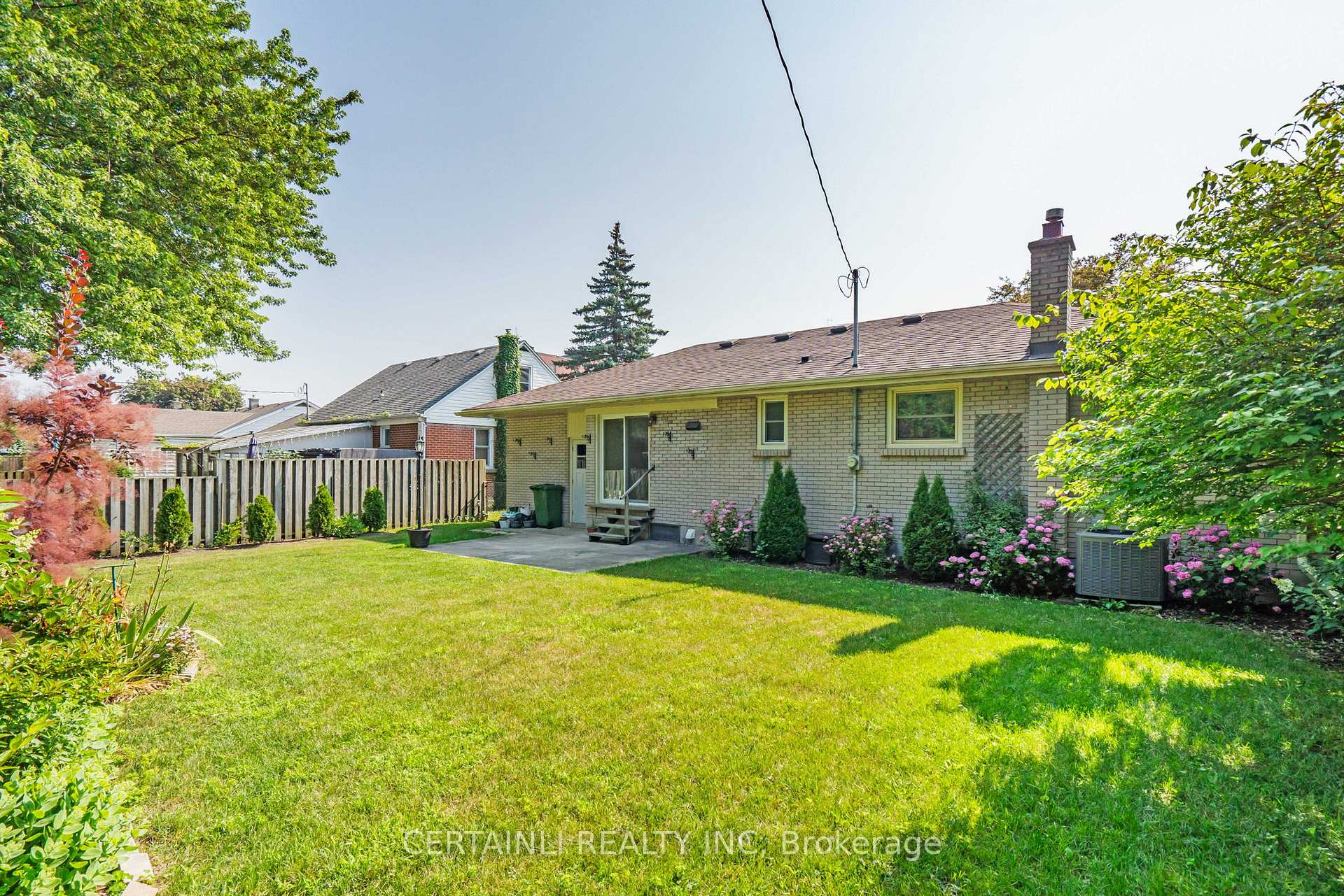 Photo 29 of 15 Hepburn Avenue, St. Thomas — HOMEH
