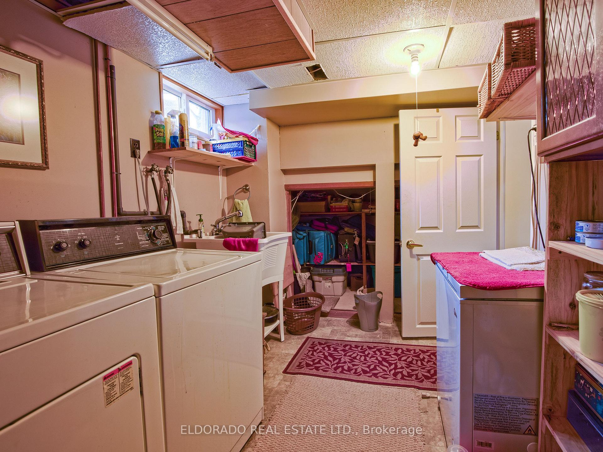 Photo 4 of 3 Black Knight Road, St. Catharines, Lakeport — HOMEH
