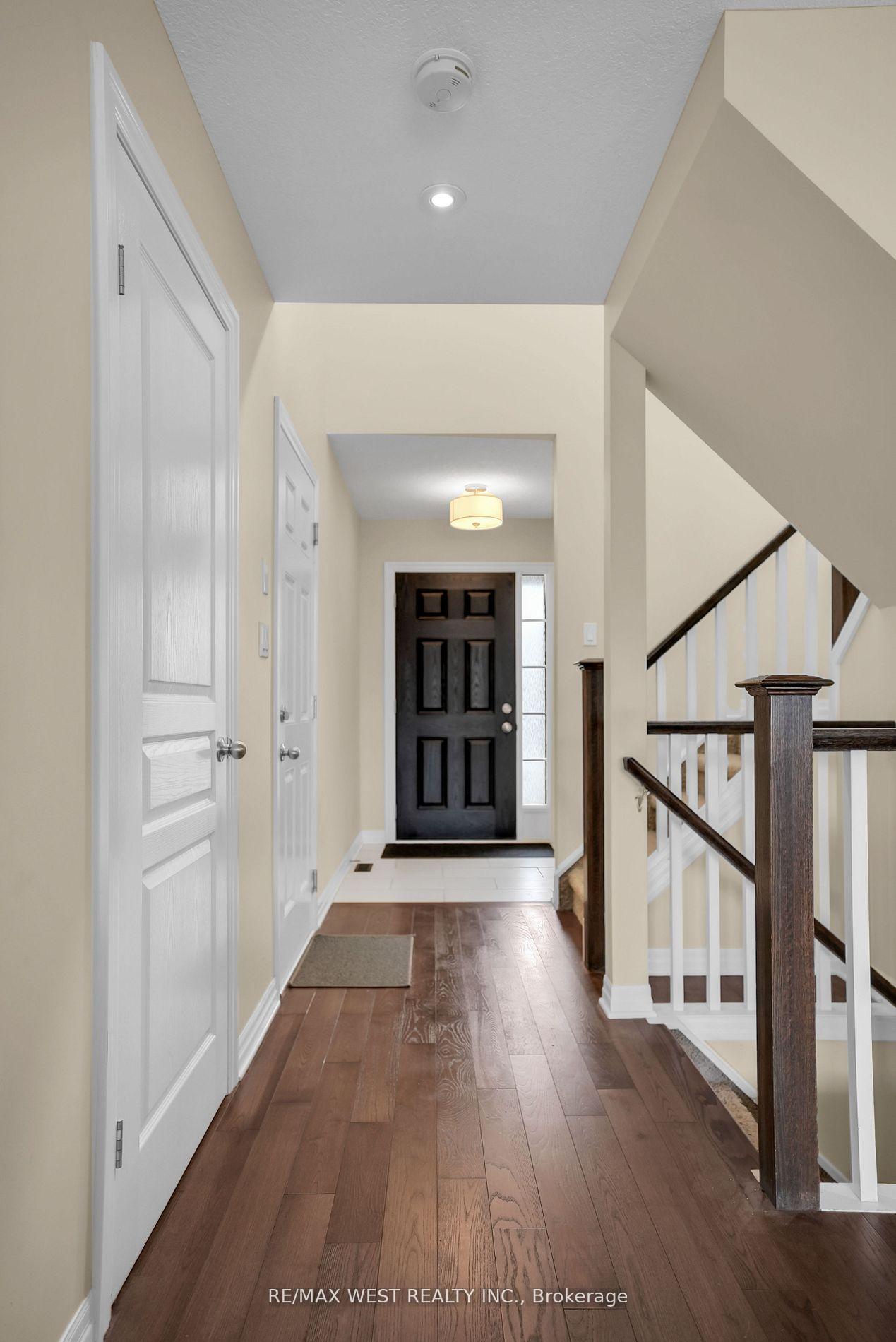 Photo 10 of 9 Noble Lane, St. Thomas — HOMEH