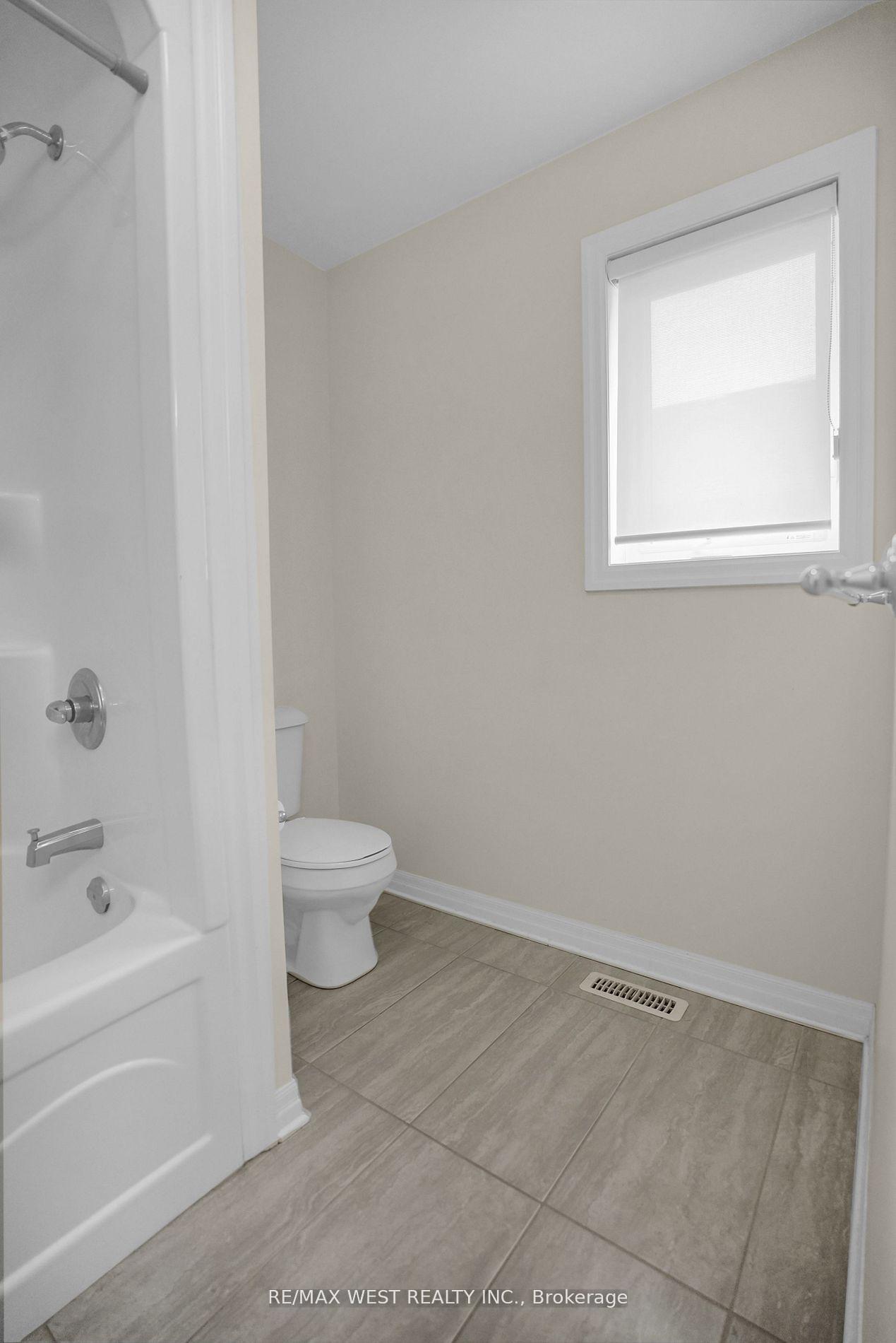 Photo 20 of 9 Noble Lane, St. Thomas — HOMEH
