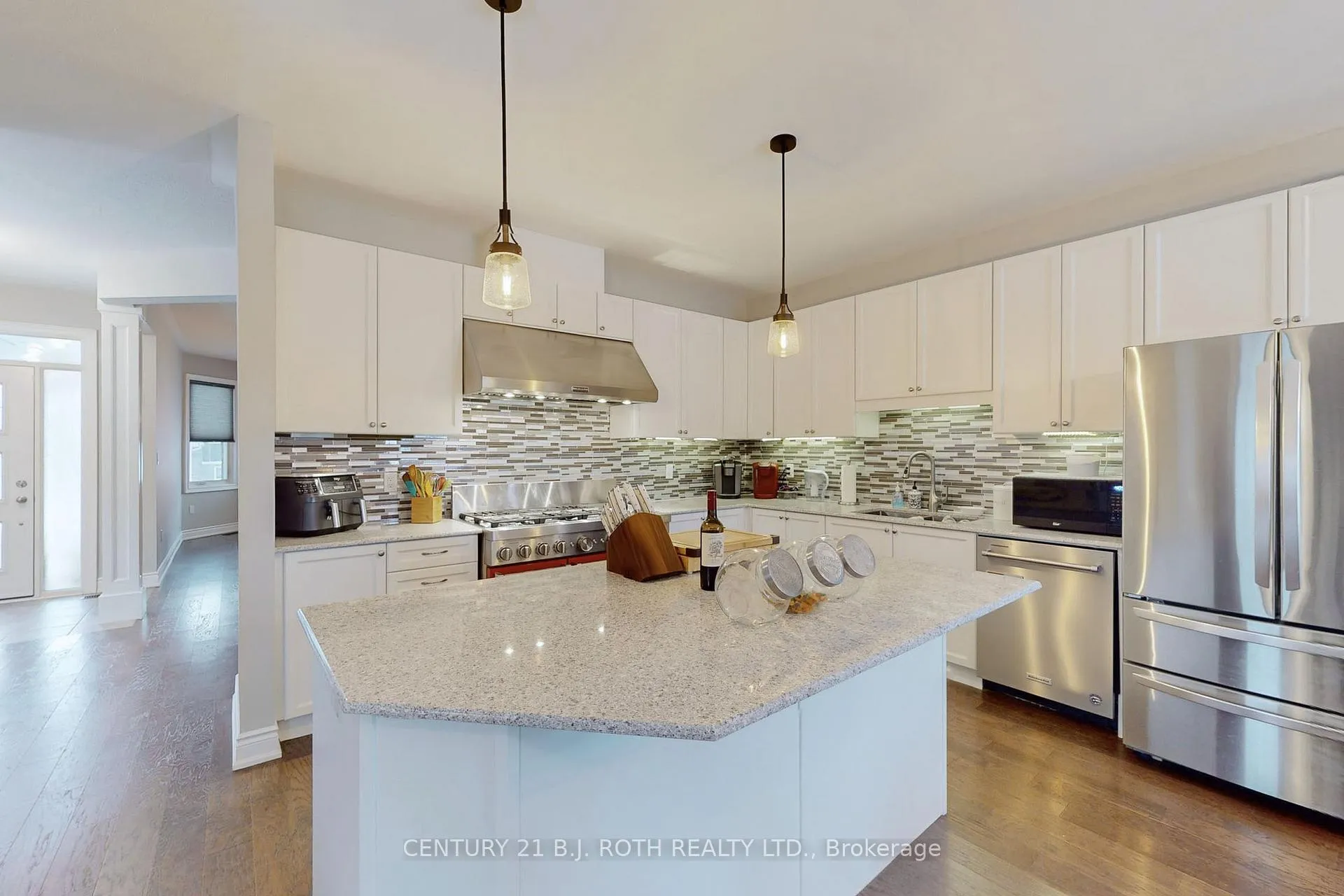 Photo 11 of 157 Mary Street, Clearview, Creemore — HOMEH
