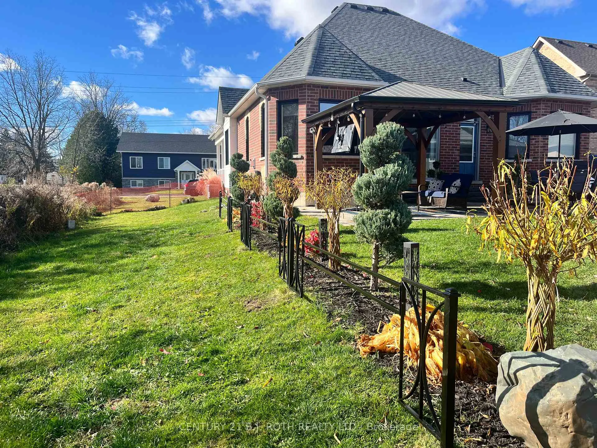 Photo 37 of 157 Mary Street, Clearview, Creemore — HOMEH