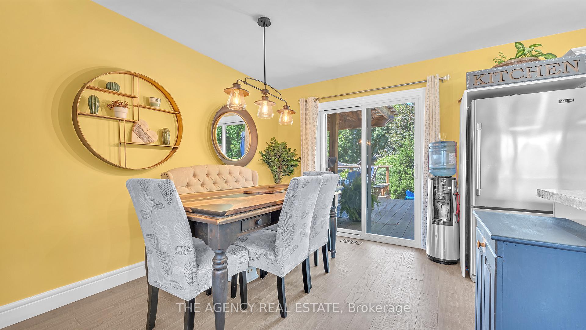 Photo 10 of 4 Applewood Crescent, St. Thomas — HOMEH