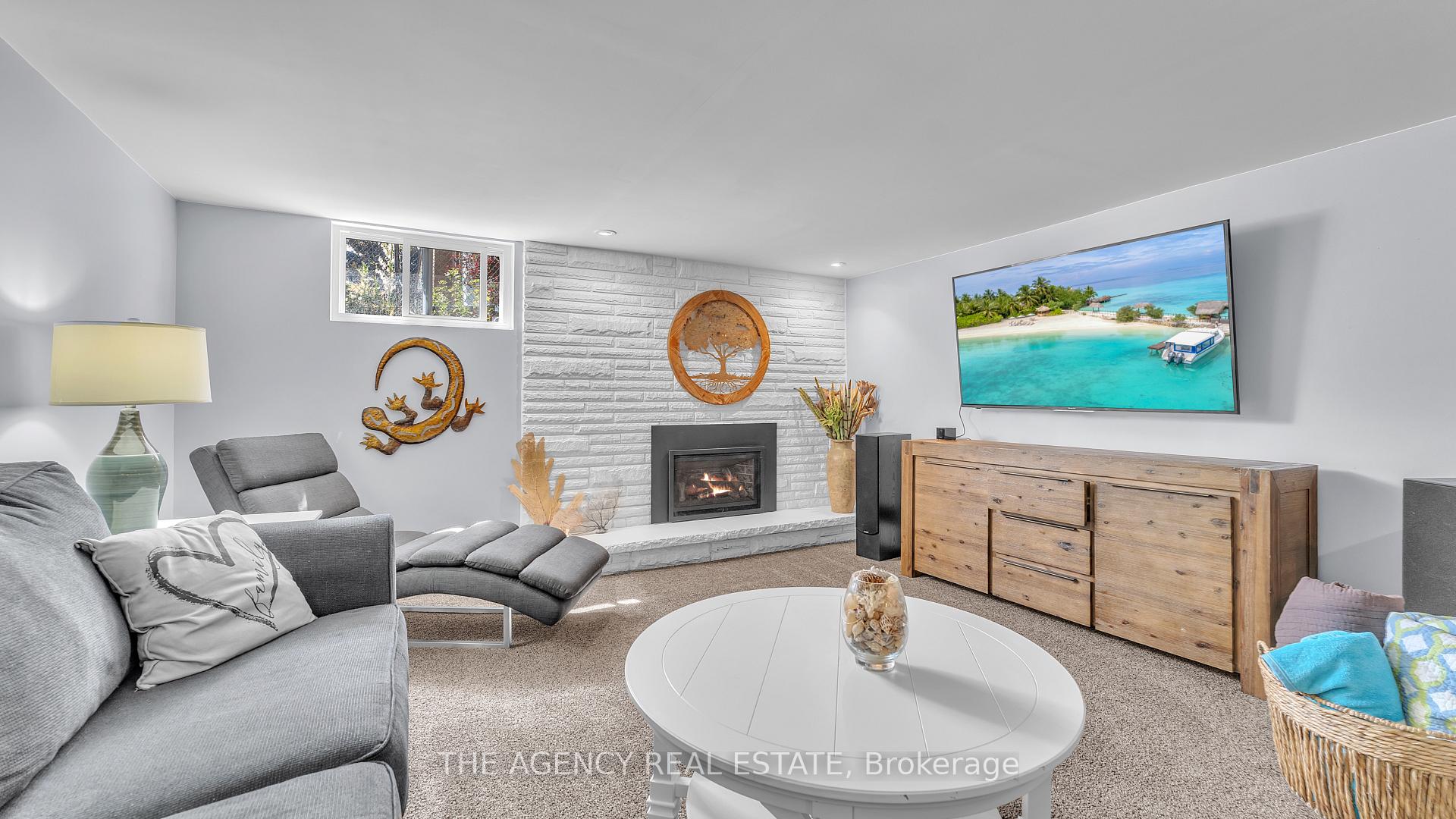 Photo 19 of 4 Applewood Crescent, St. Thomas — HOMEH