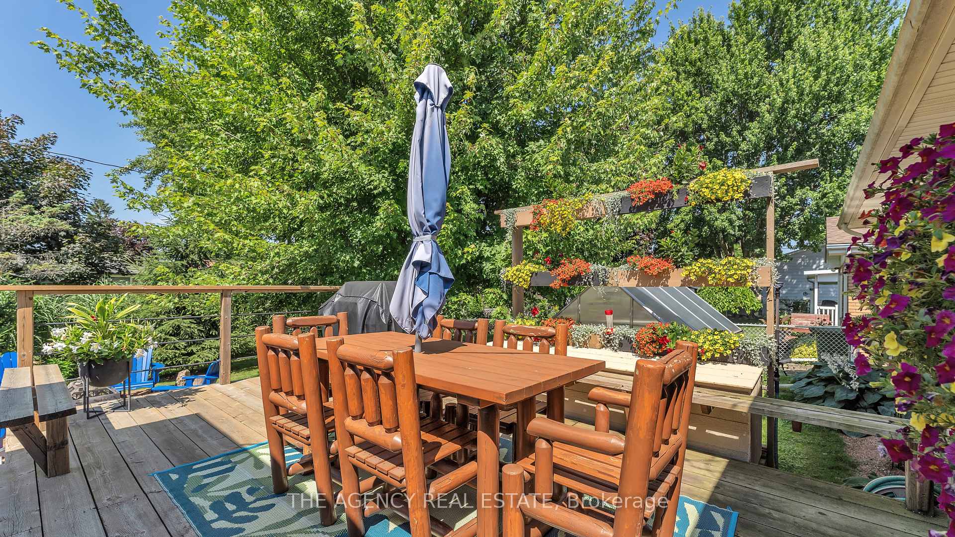 Photo 25 of 4 Applewood Crescent, St. Thomas — HOMEH