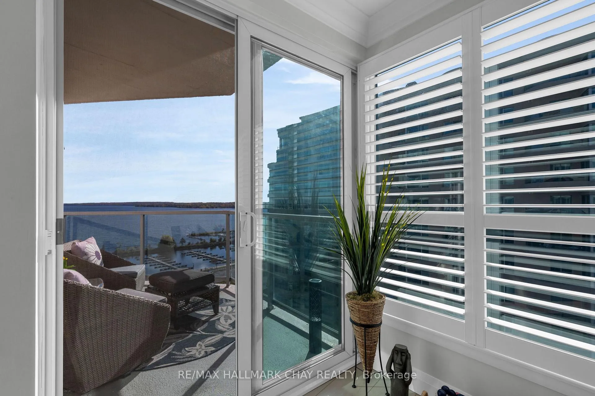 Photo 14 of Unit 1205, 6 Toronto Street, Barrie, City Centre — HOMEH