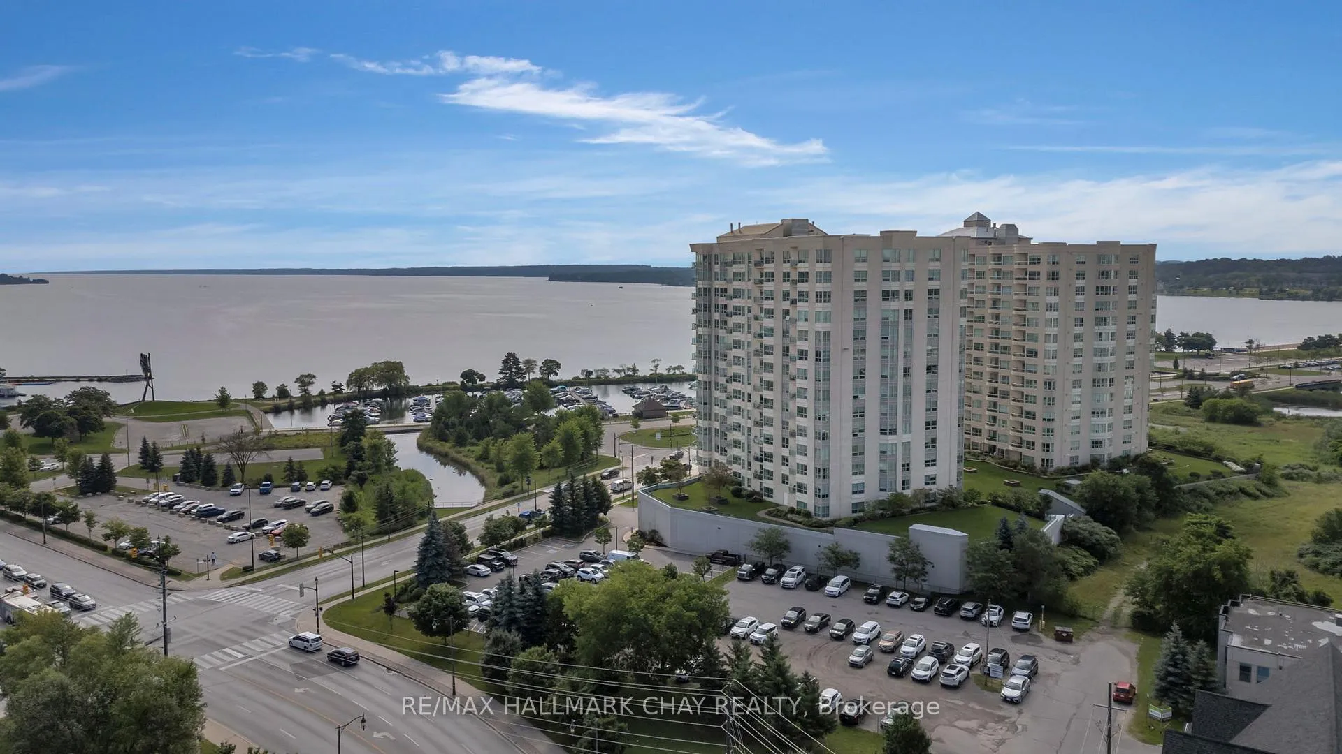 Photo 30 of Unit 1205, 6 Toronto Street, Barrie, City Centre — HOMEH