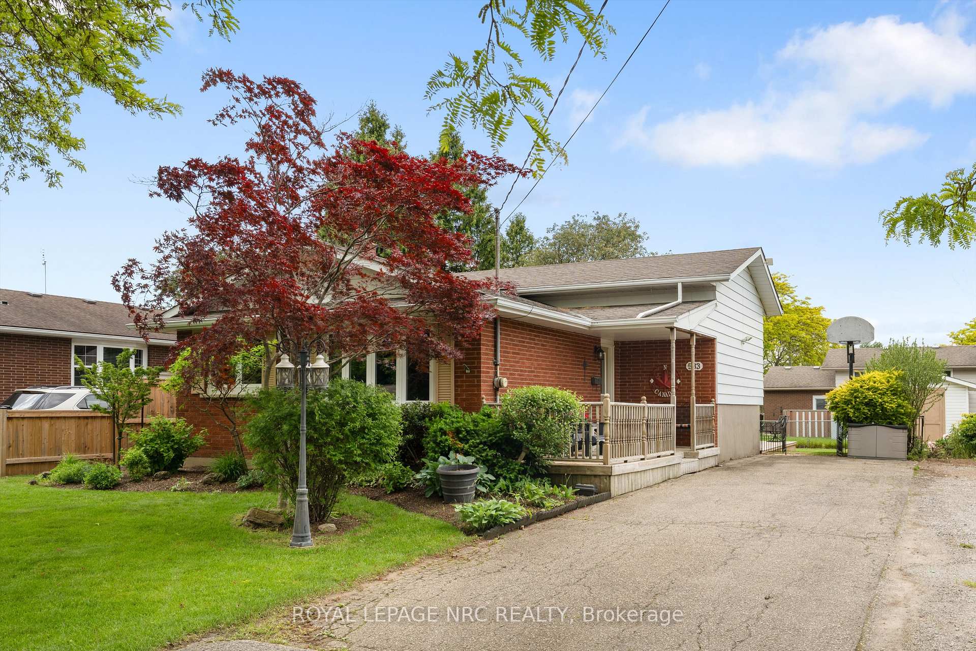 Photo 3 of 533 Vine Street, St. Catharines, Vine/Linwell — HOMEH