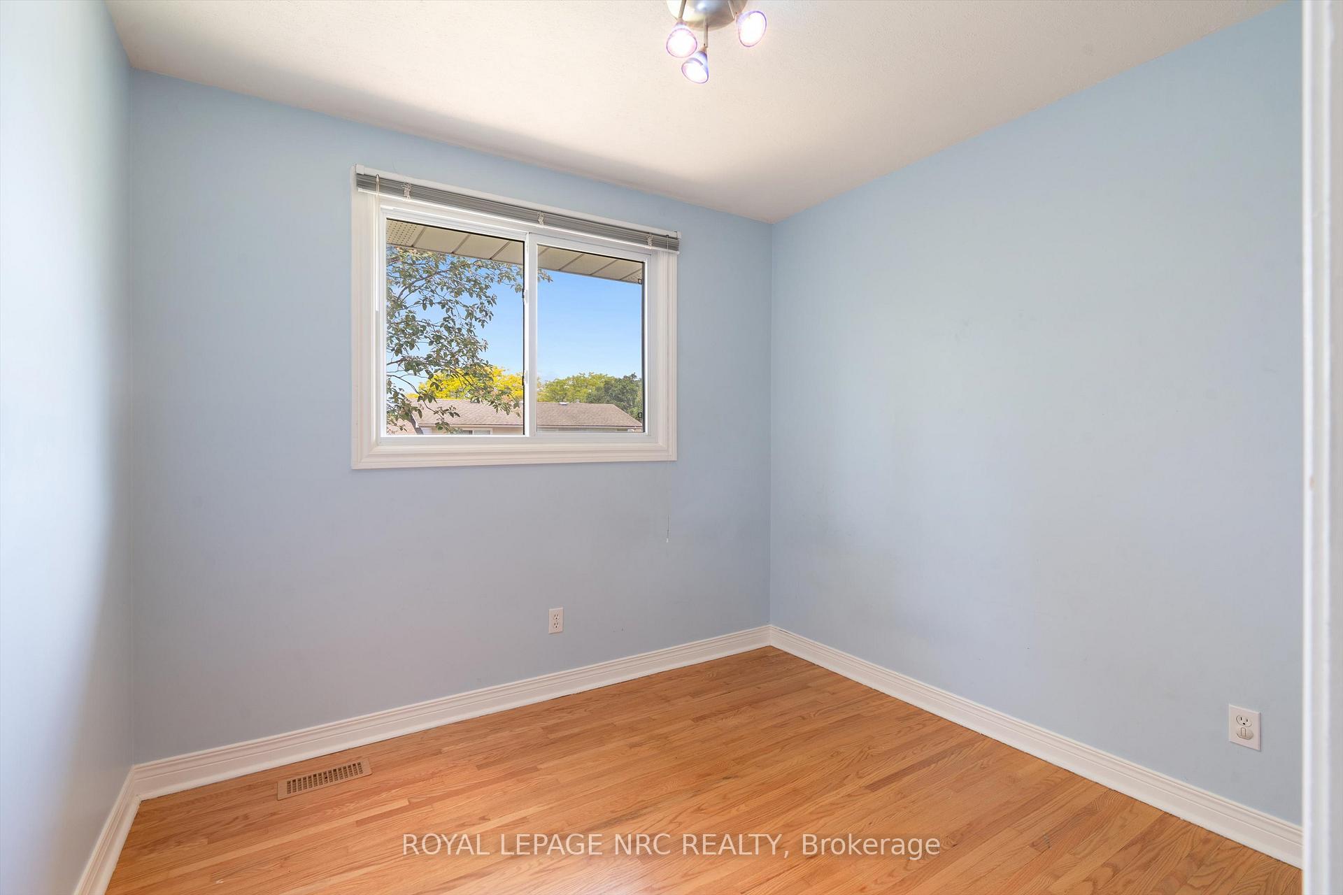 Photo 21 of 533 Vine Street, St. Catharines, Vine/Linwell — HOMEH