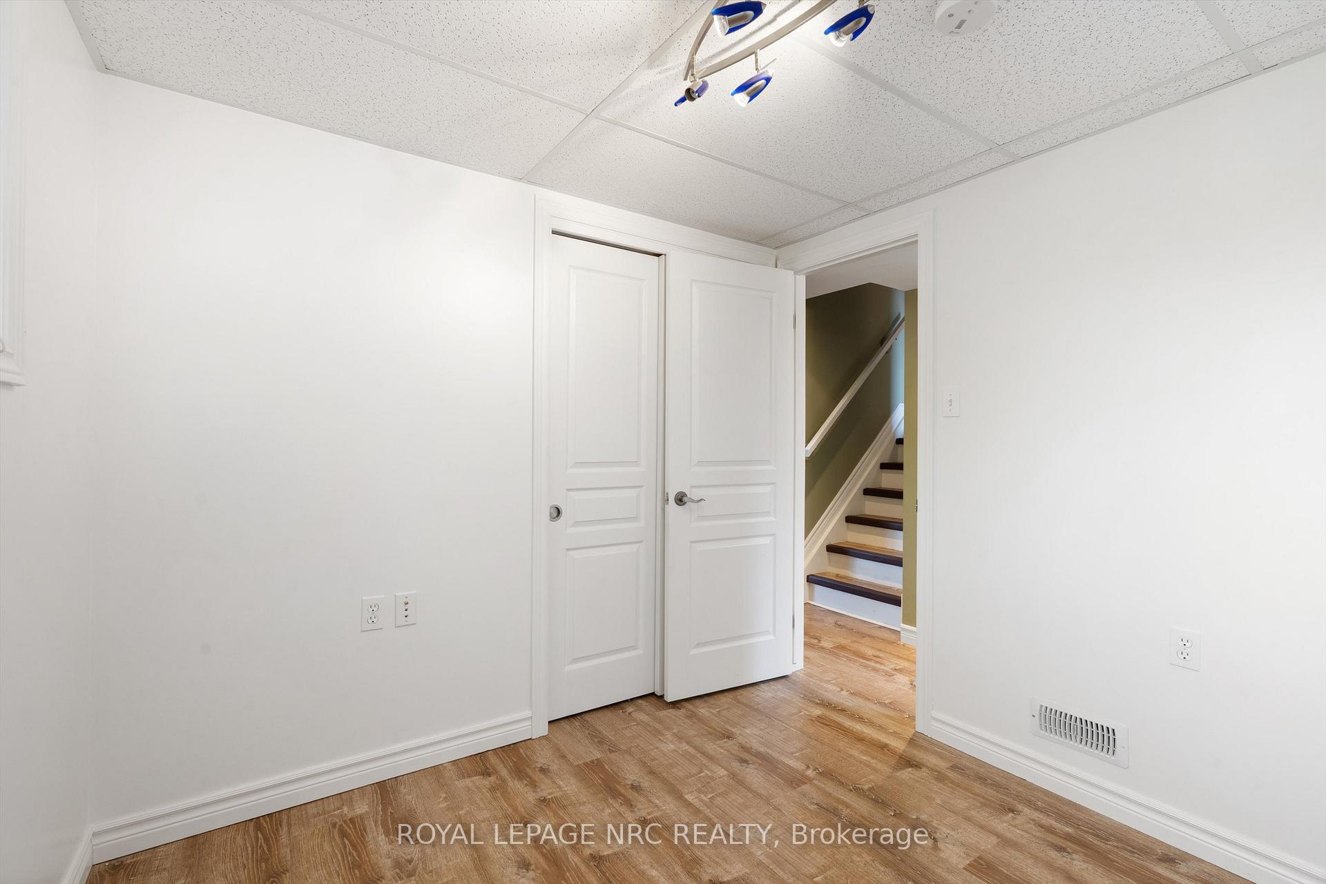Photo 26 of 533 Vine Street, St. Catharines, Vine/Linwell — HOMEH