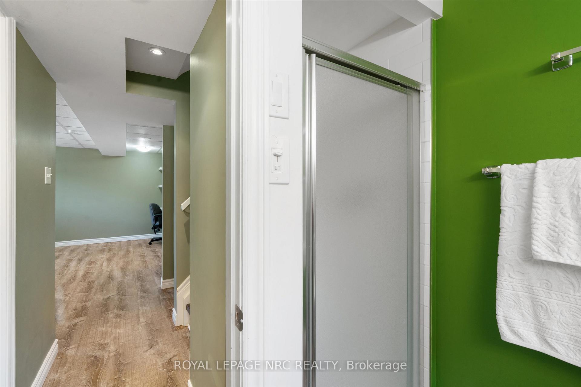 Photo 28 of 533 Vine Street, St. Catharines, Vine/Linwell — HOMEH