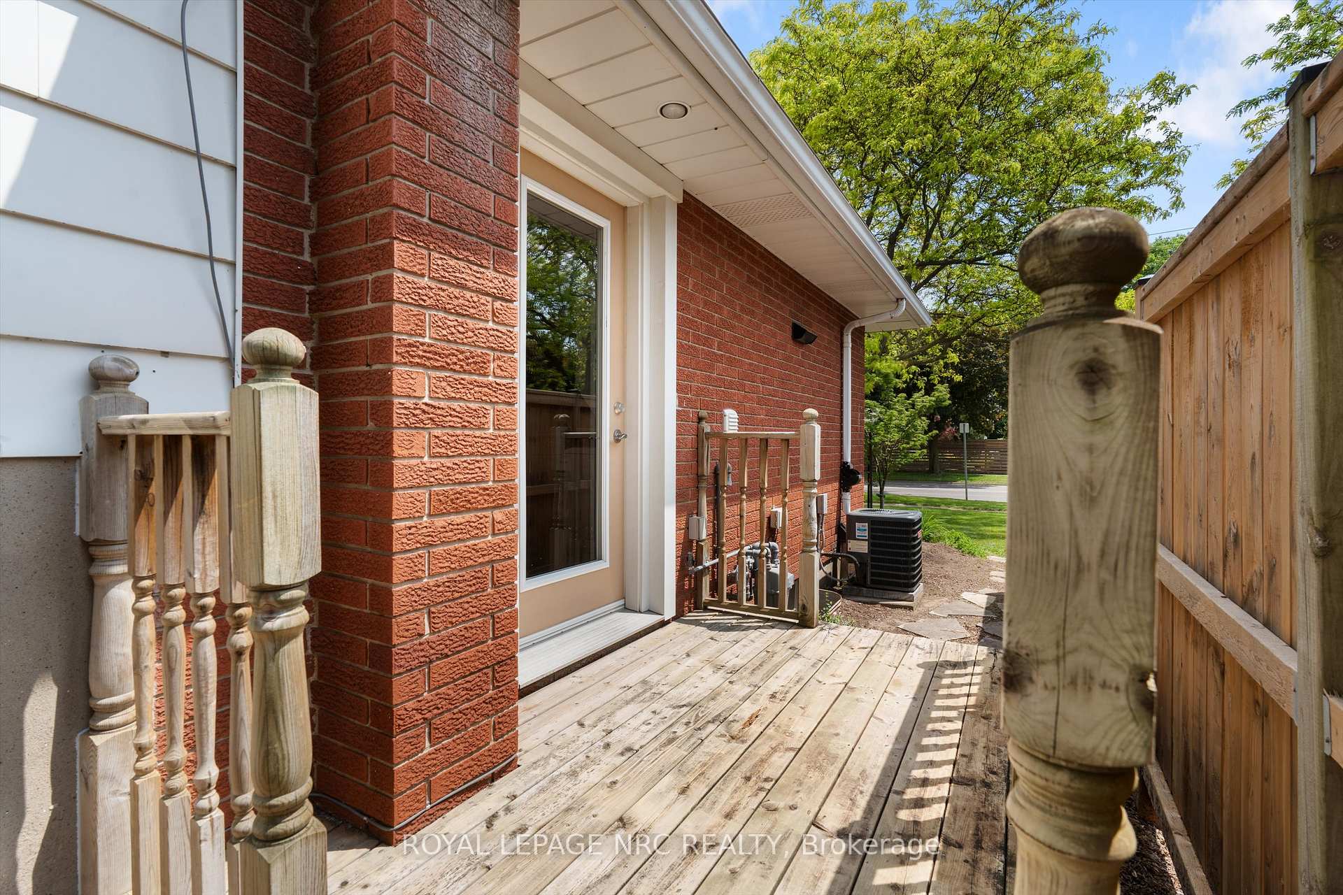 Photo 36 of 533 Vine Street, St. Catharines, Vine/Linwell — HOMEH