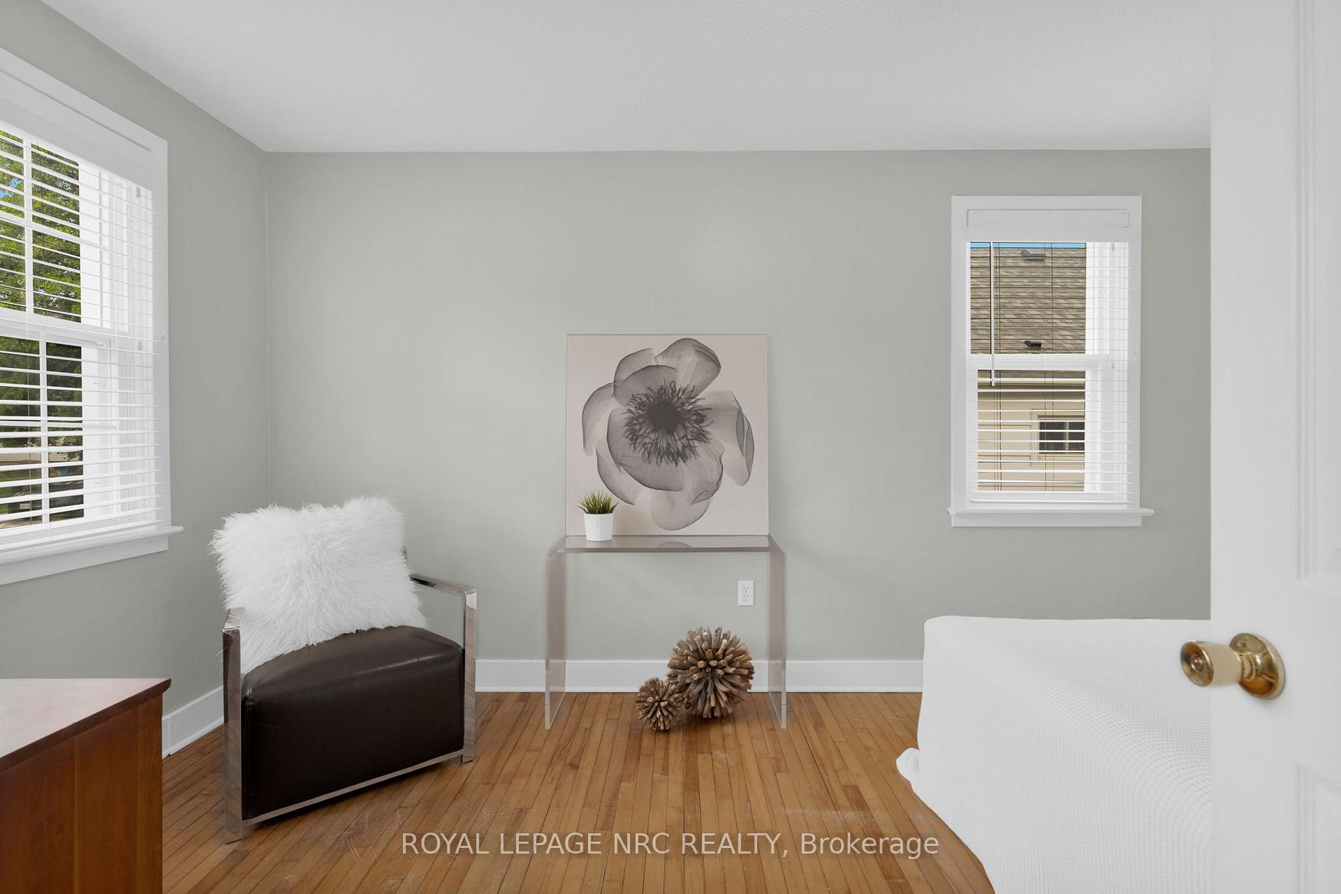 Photo 28 of 44 Pinecrest Avenue, St. Catharines, Burleigh Hill — HOMEH
