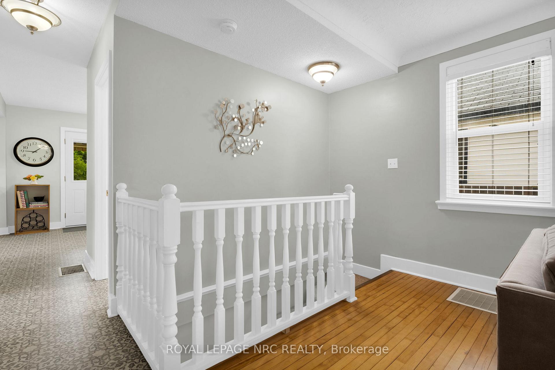 Photo 36 of 44 Pinecrest Avenue, St. Catharines, Burleigh Hill — HOMEH