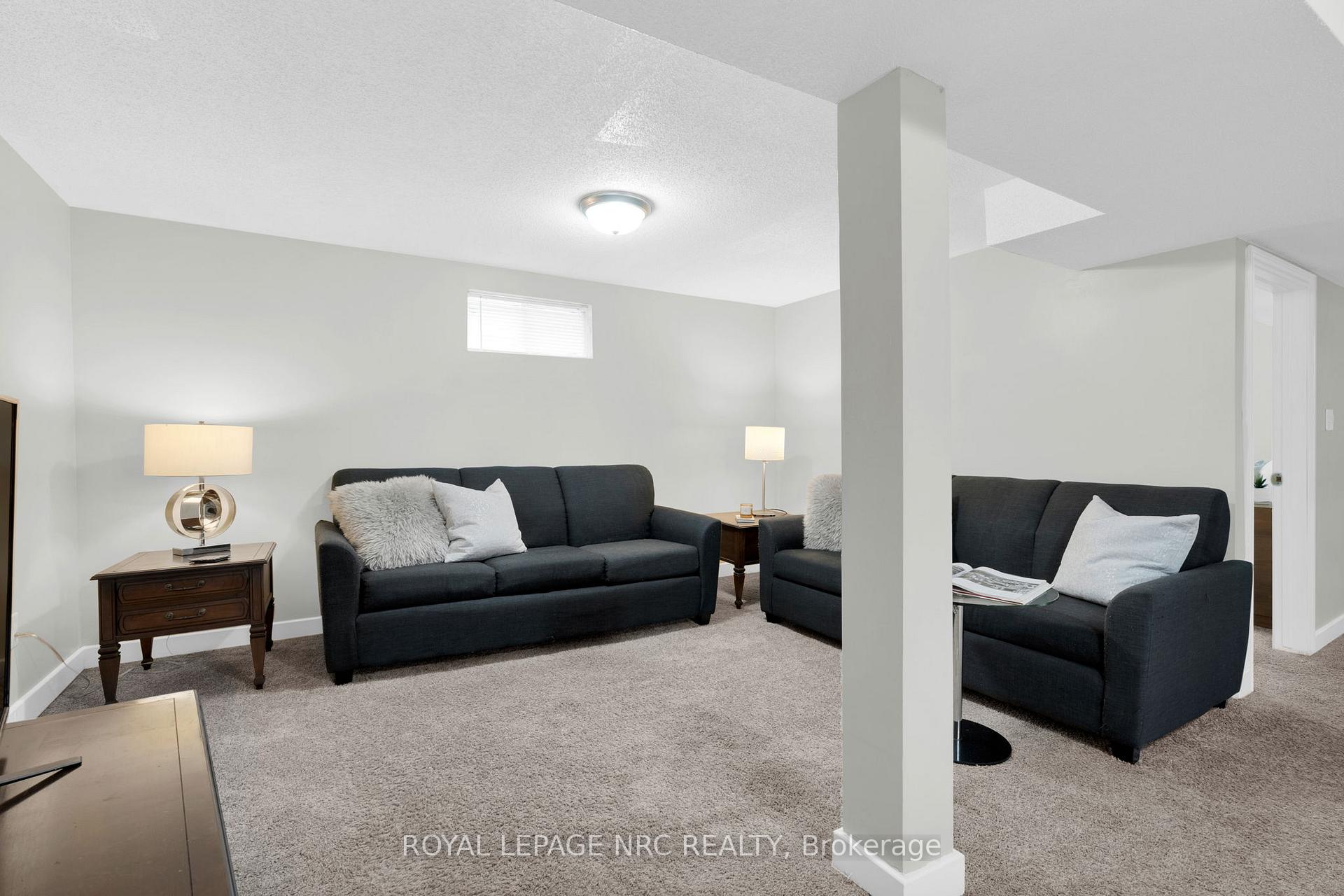 Photo 40 of 44 Pinecrest Avenue, St. Catharines, Burleigh Hill — HOMEH