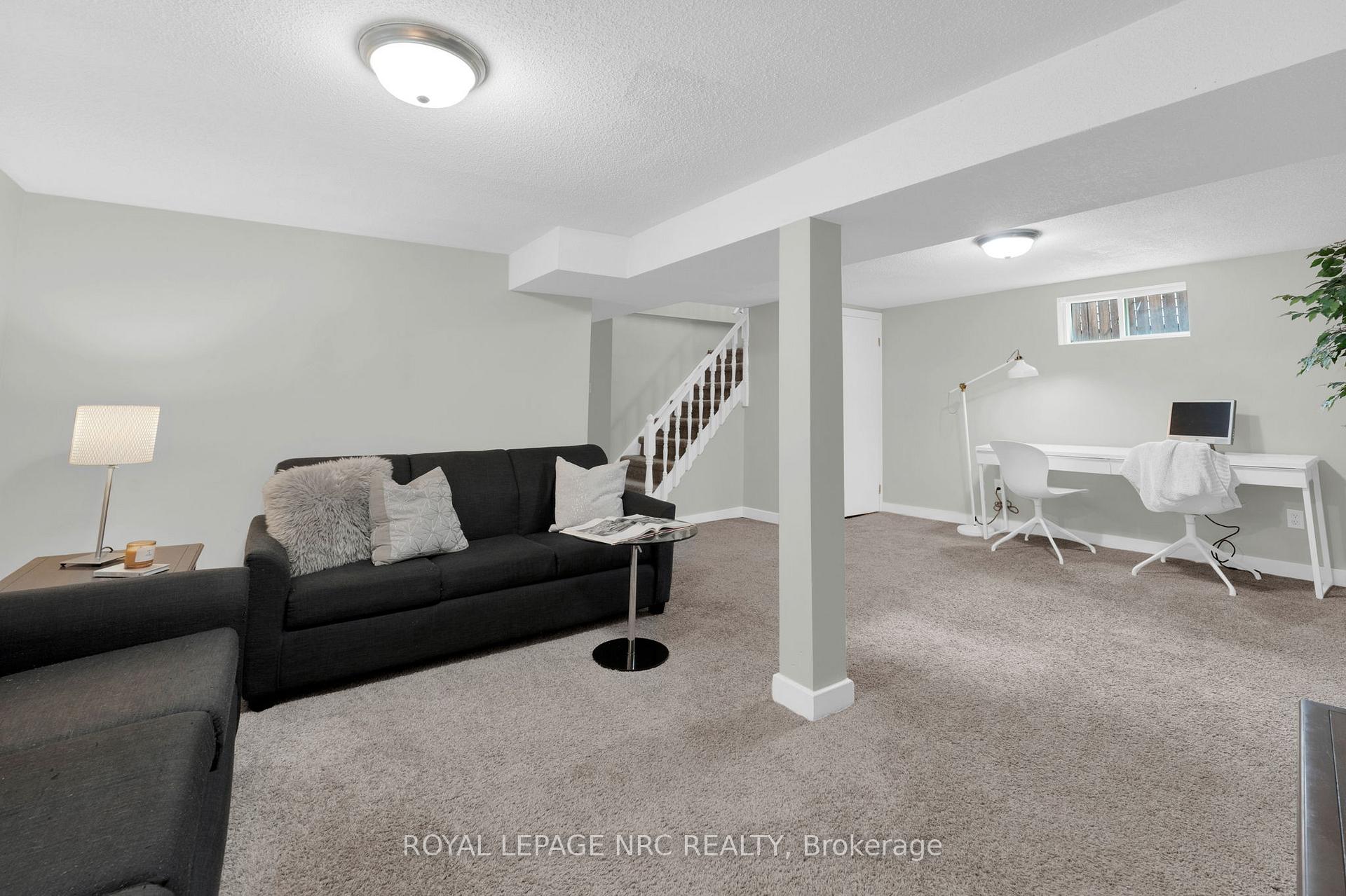 Photo 19 of 44 Pinecrest Avenue, St. Catharines, Burleigh Hill — HOMEH