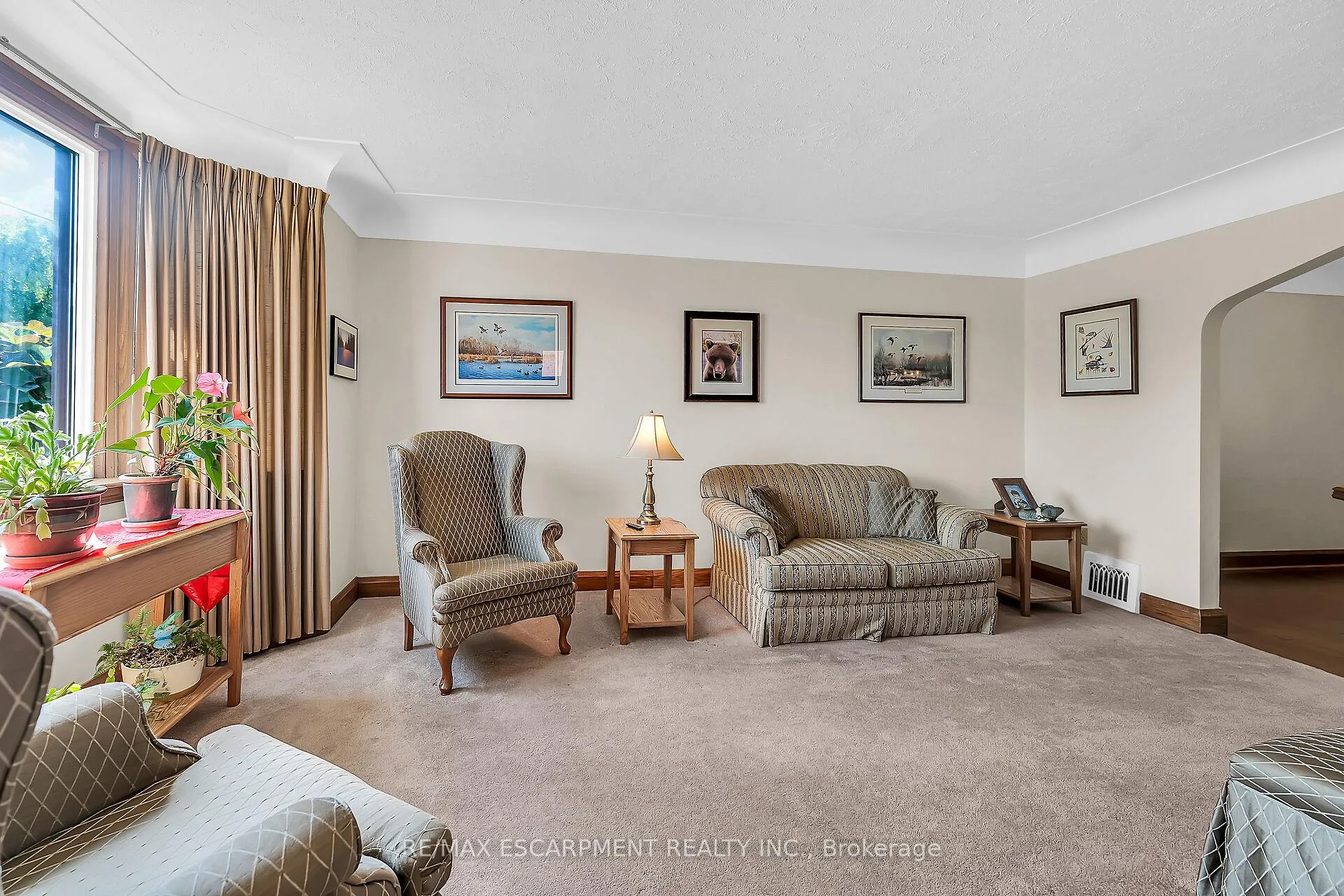 Photo 6 of 274 Ottawa Street S, Hamilton, Delta — HOMEH