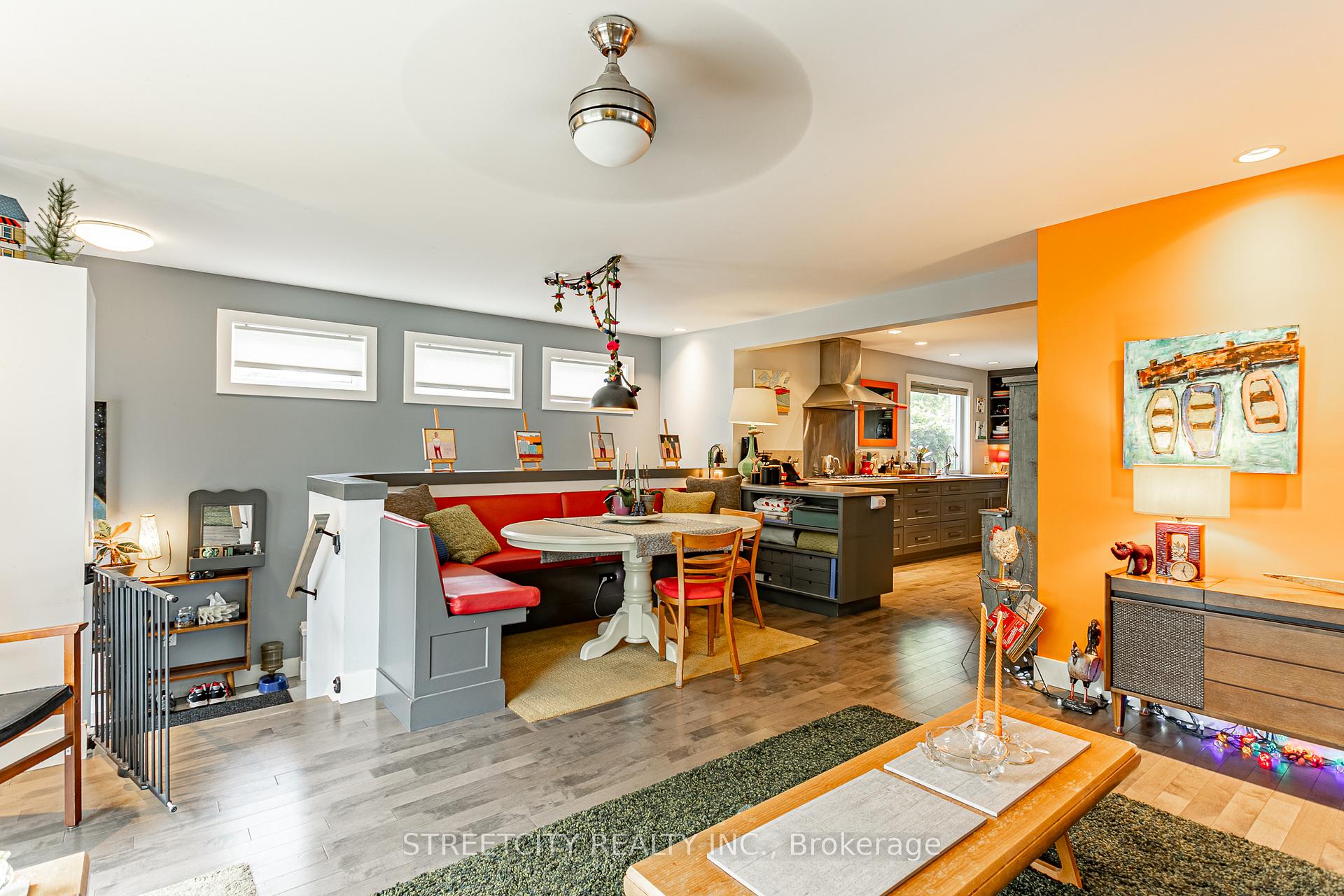 Photo 16 of 137 Erie Street, St. Thomas — HOMEH
