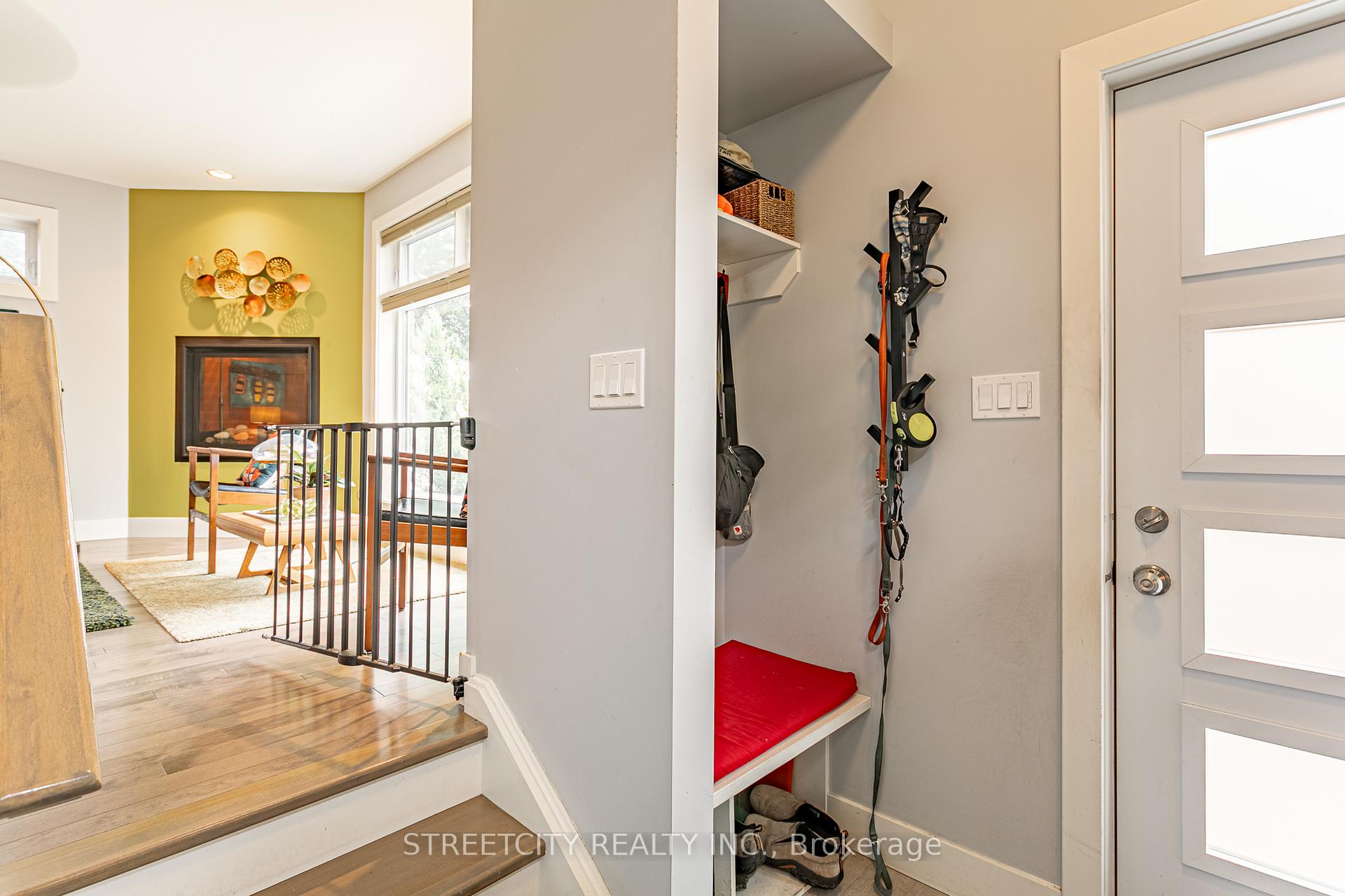 Photo 18 of 137 Erie Street, St. Thomas — HOMEH