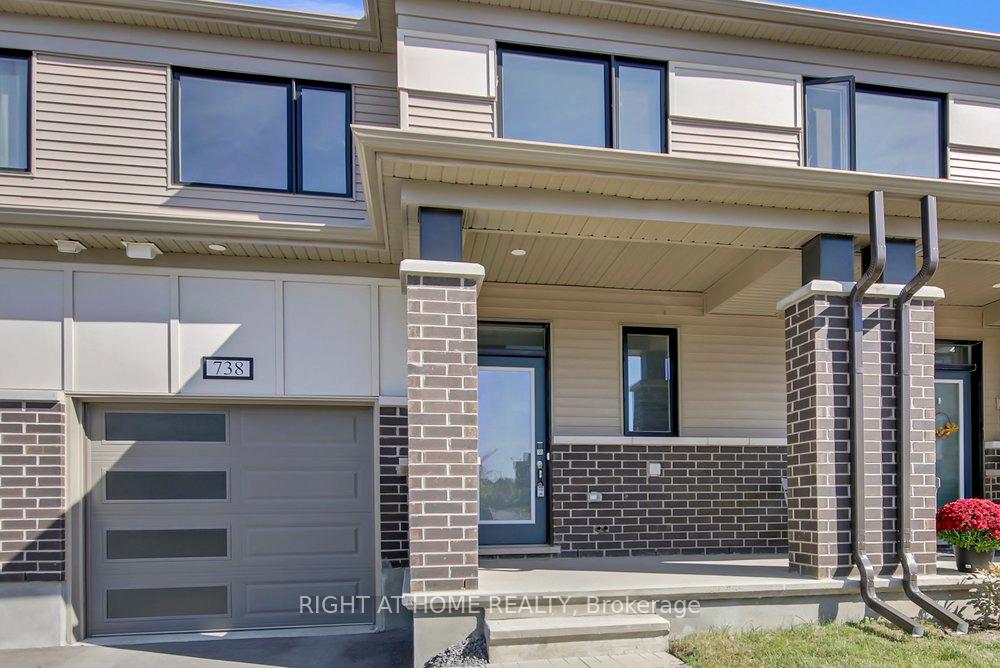 Photo 4 of 738 Quilter Row, Ottawa, Goulbourn Twp From Franktown Rd/South To Rideau — HOMEH