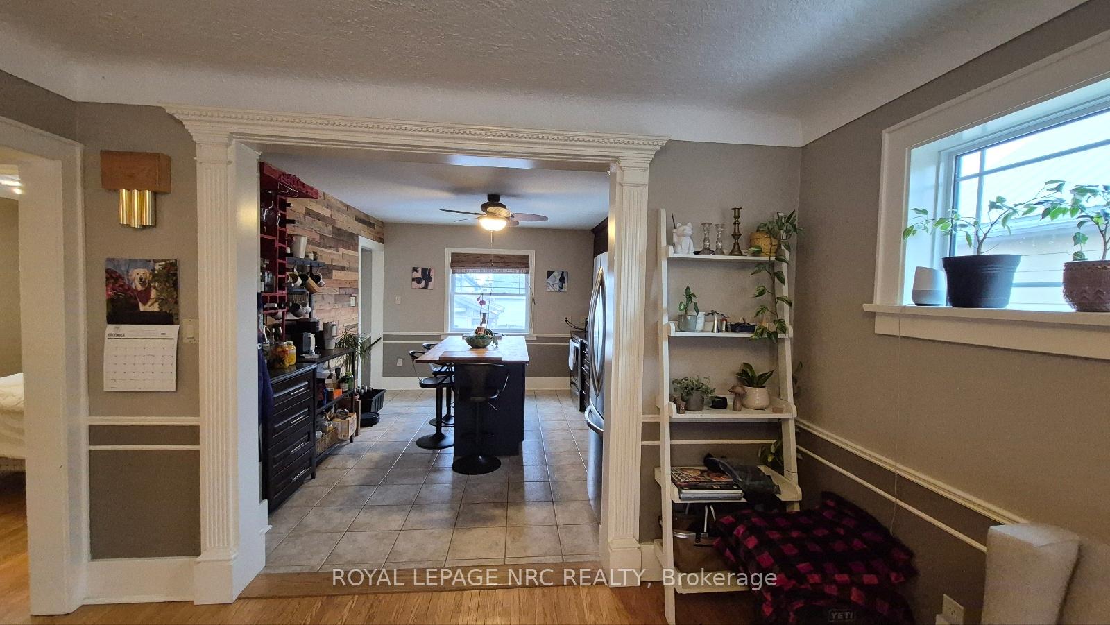 Photo 6 of 38 Pinecrest Avenue, St. Catharines, Burleigh Hill — HOMEH