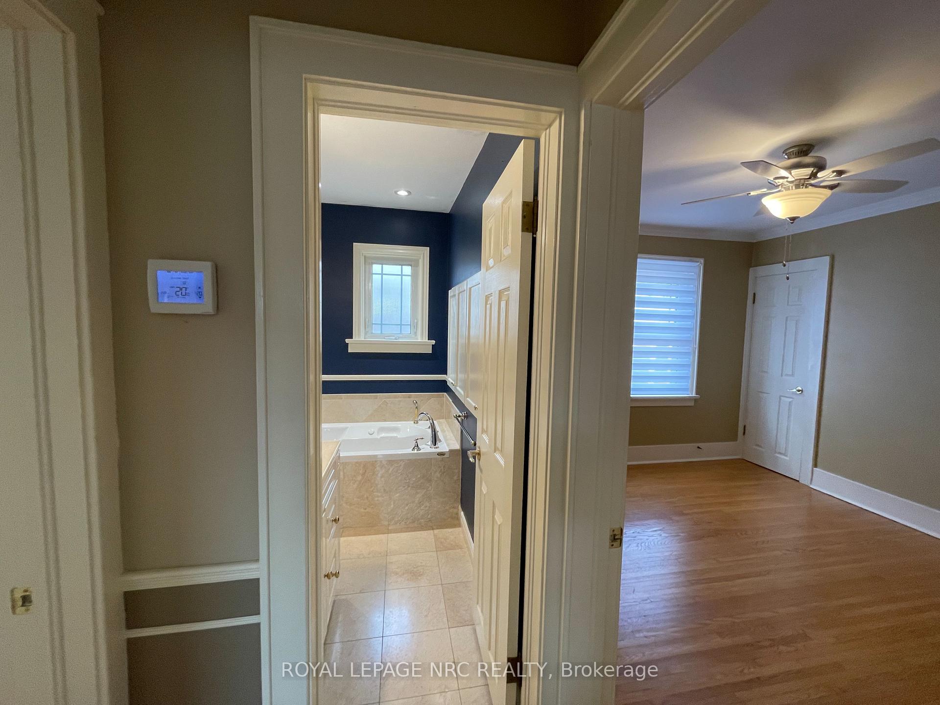 Photo 11 of 38 Pinecrest Avenue, St. Catharines, Burleigh Hill — HOMEH