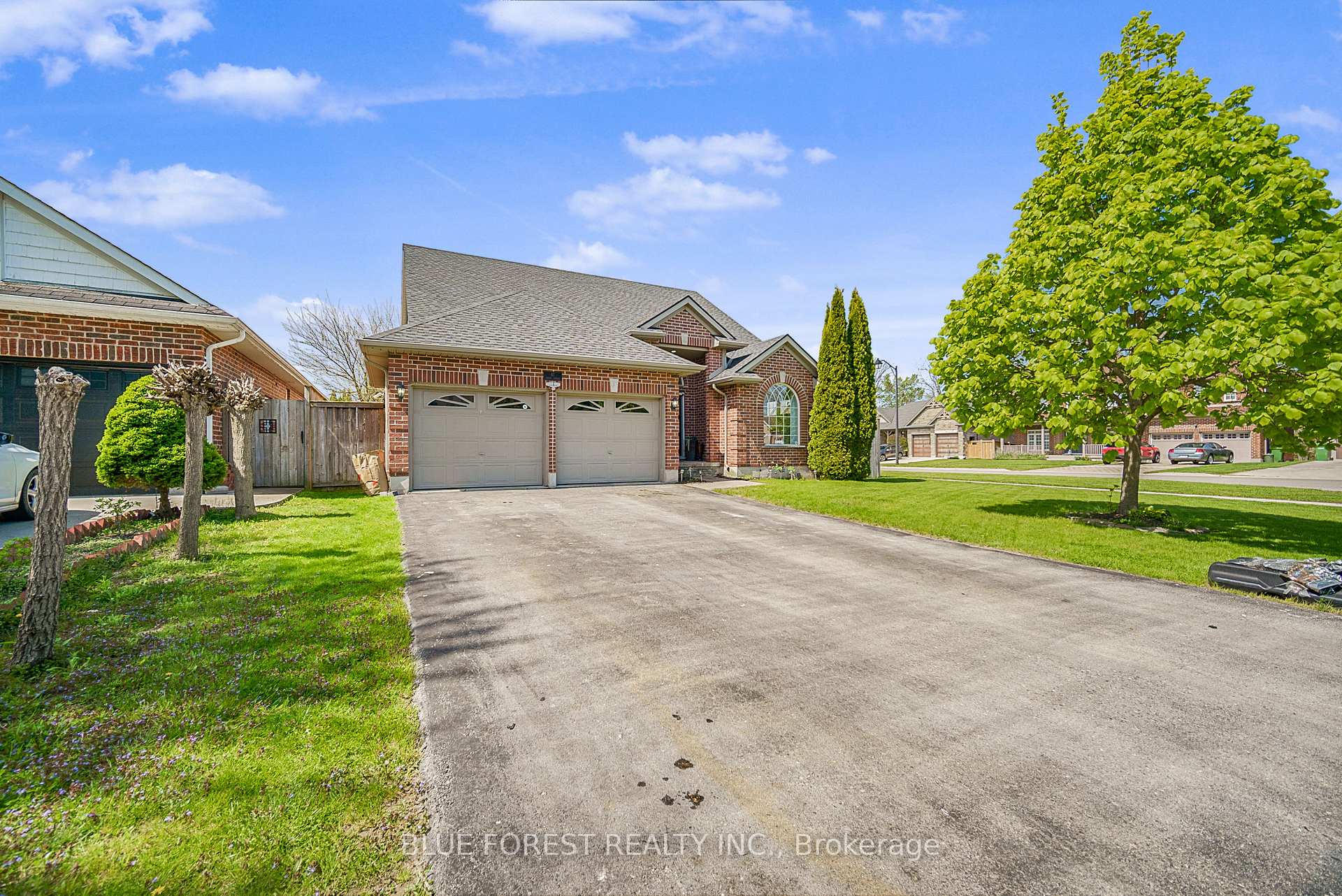 Photo 1 of 57 Augusta Crescent, St. Thomas — HOMEH
