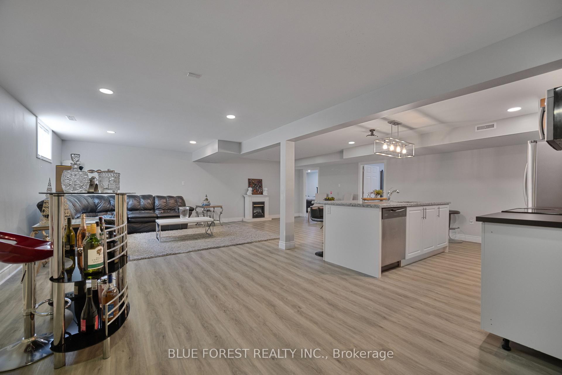Photo 21 of 57 Augusta Crescent, St. Thomas — HOMEH