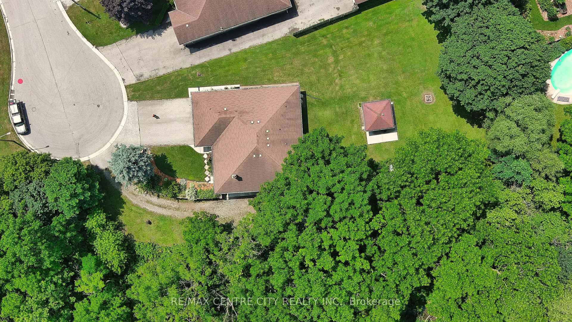 Photo 4 of 150 Inkerman Street, St. Thomas — HOMEH