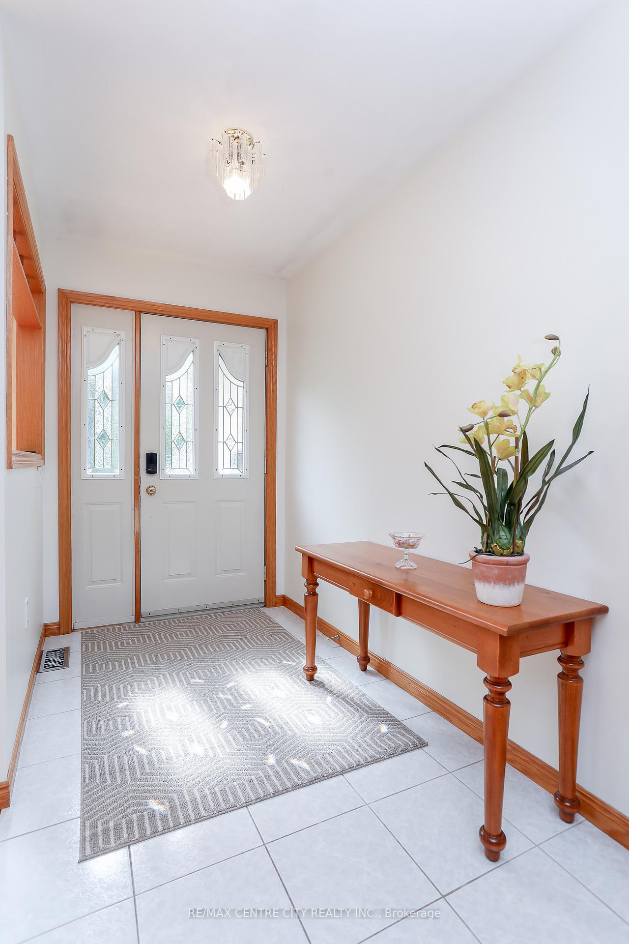 Photo 7 of 150 Inkerman Street, St. Thomas — HOMEH