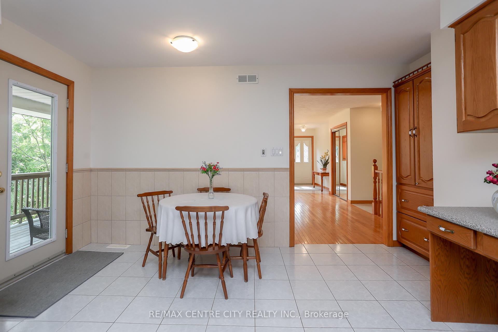 Photo 16 of 150 Inkerman Street, St. Thomas — HOMEH