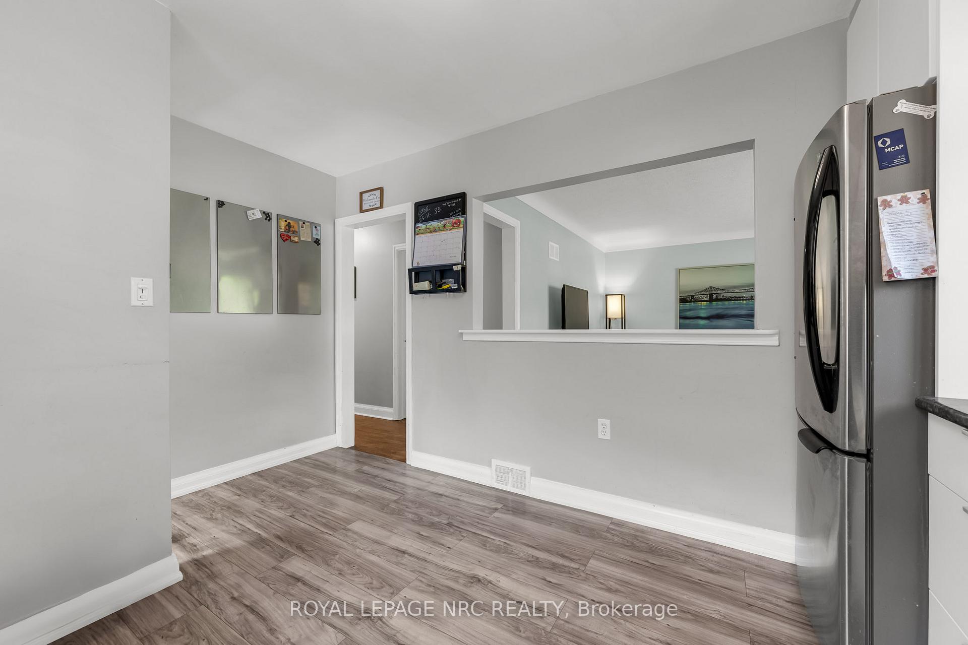 Photo 8 of 41 Perth Street, St. Catharines, E. Chester — HOMEH