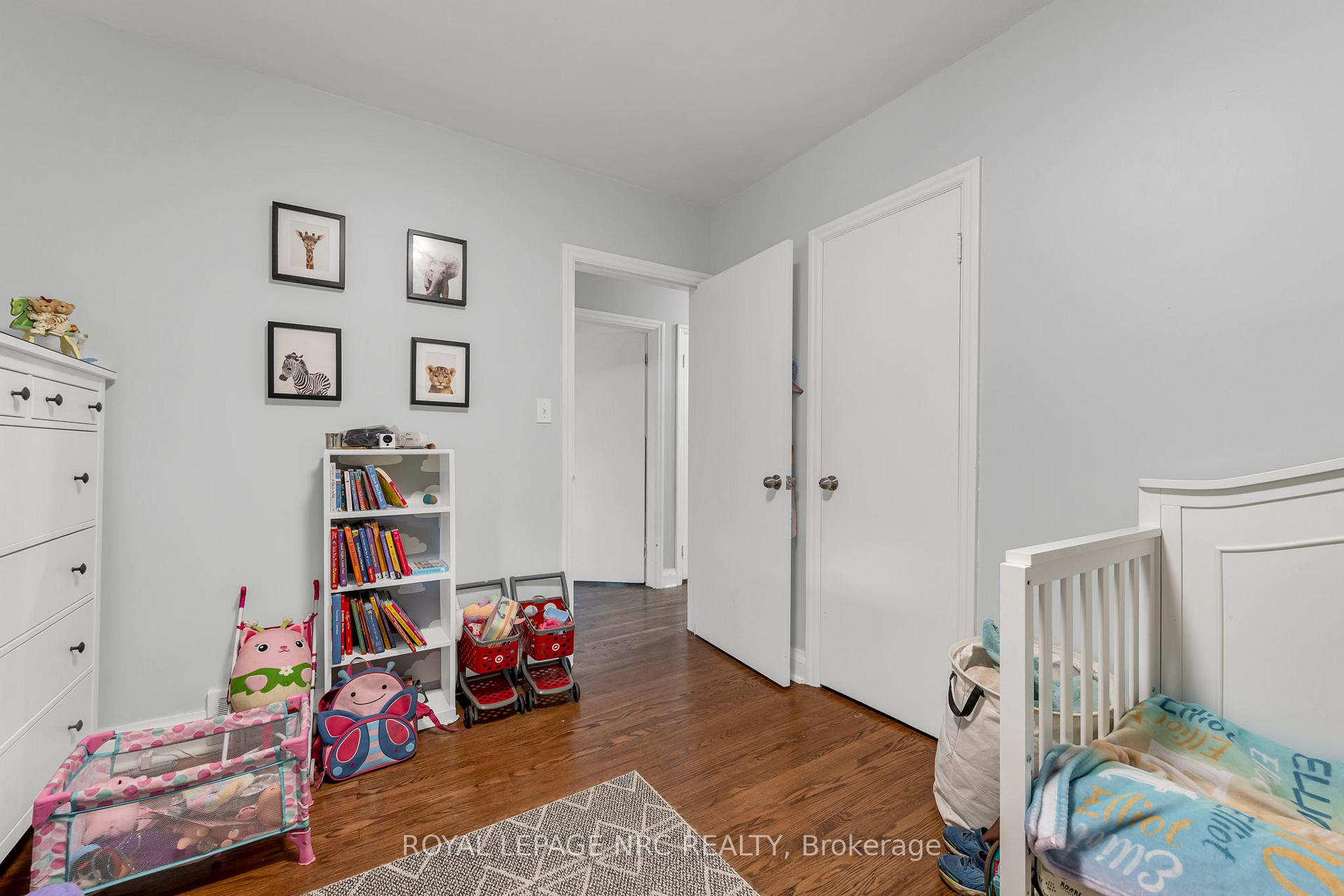 Photo 13 of 41 Perth Street, St. Catharines, E. Chester — HOMEH