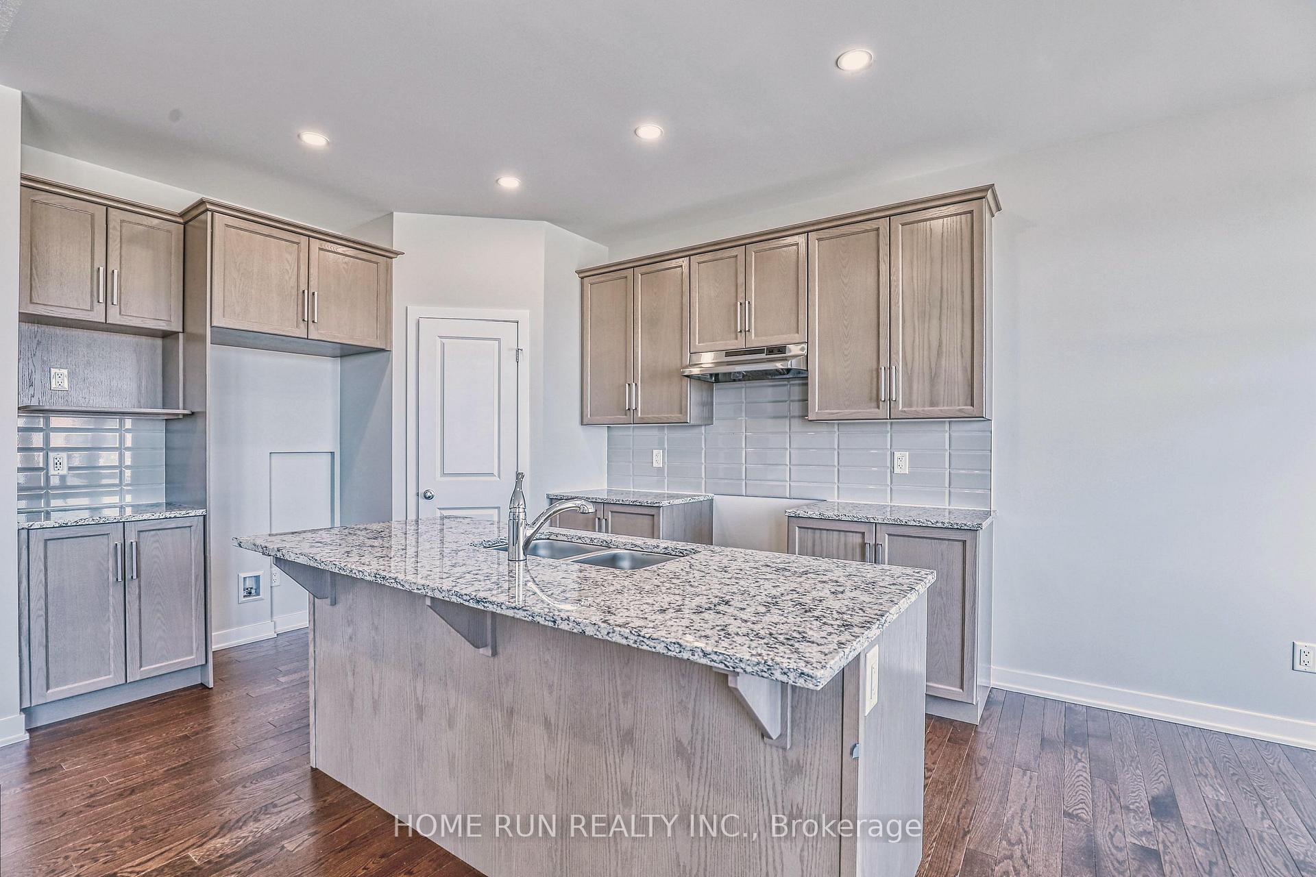 Photo 10 of 703 Painted Sky Way, Ottawa, Remainder of Stittsville & Area — HOMEH