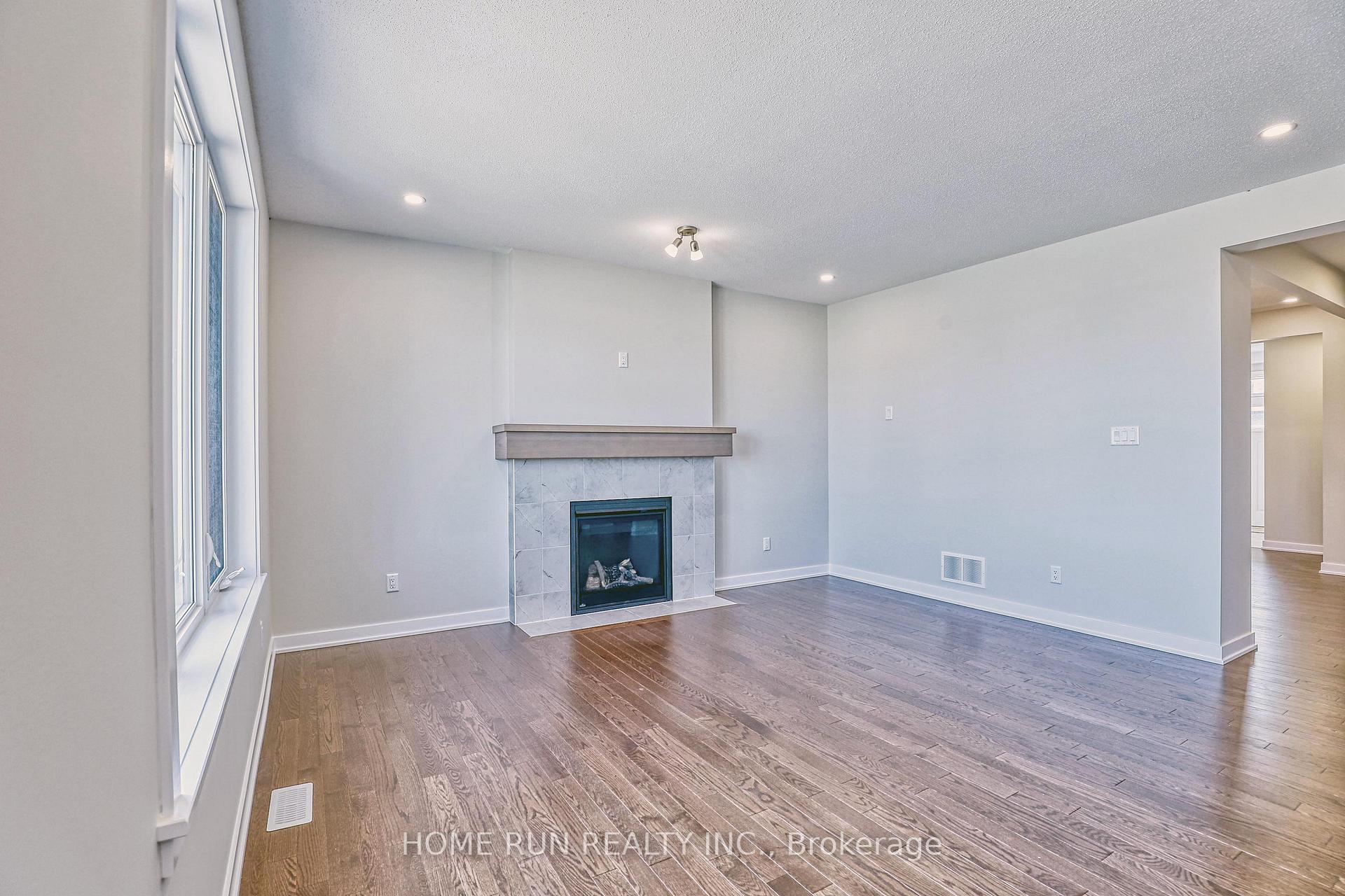 Photo 11 of 703 Painted Sky Way, Ottawa, Remainder of Stittsville & Area — HOMEH