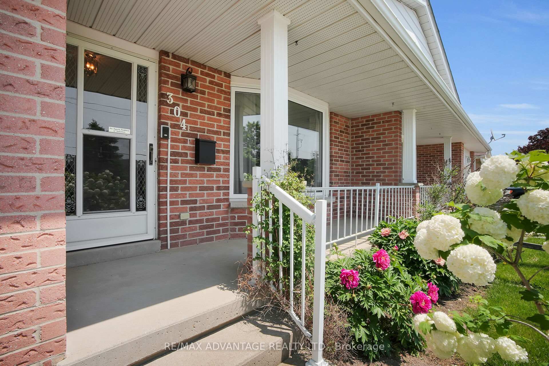Photo 2 of 304 Highview Drive, St. Thomas — HOMEH